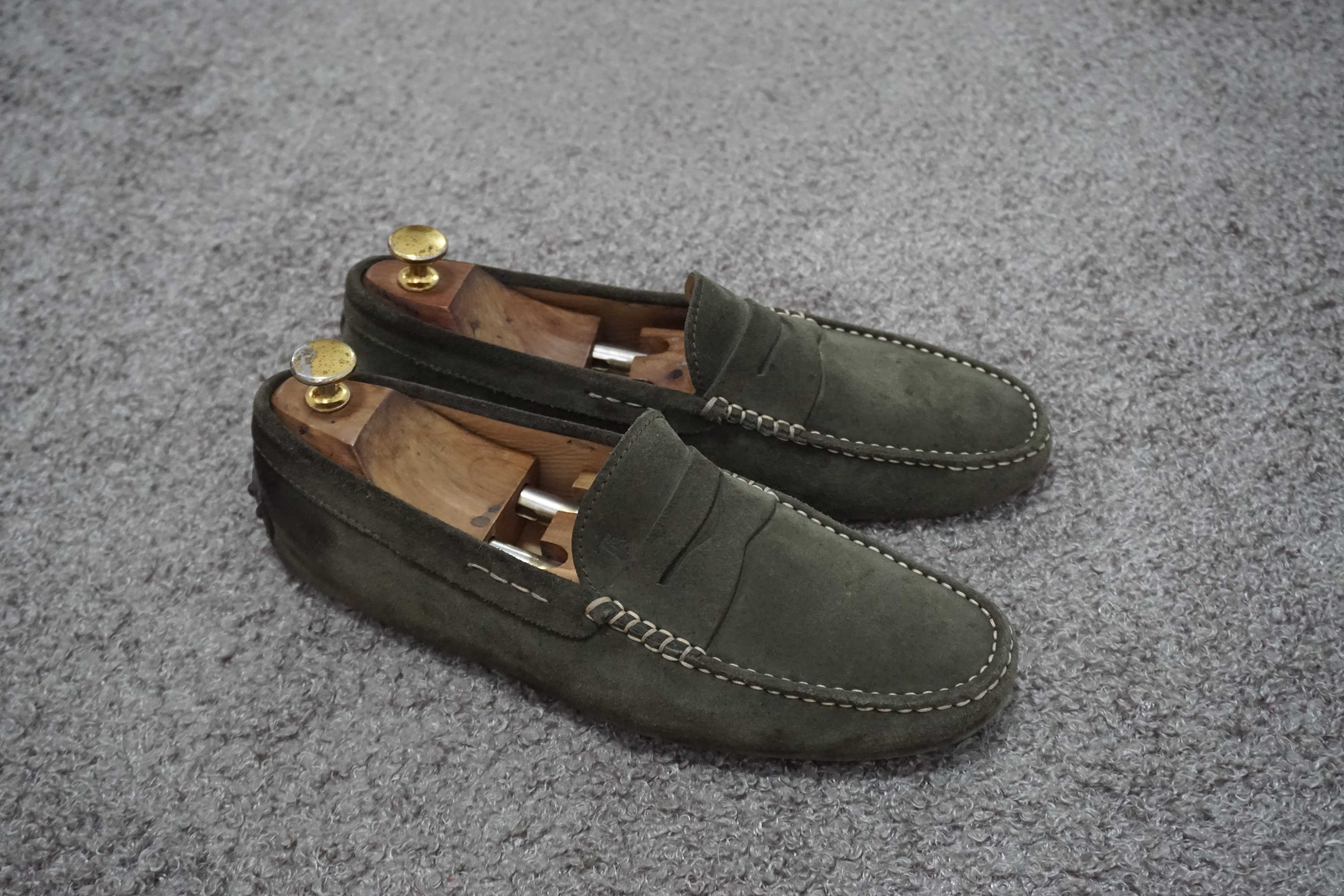 TOD'S Gommino Driving Shoes size 6.5