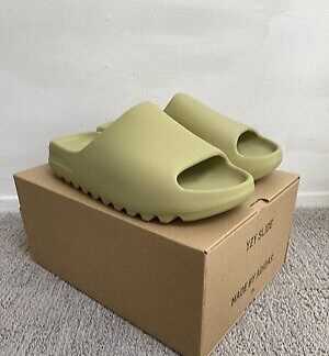 Adidas Yeezy Slide Resin FZ5904 (📌 ทักแชทก่อนสั่งซื้อน้า)