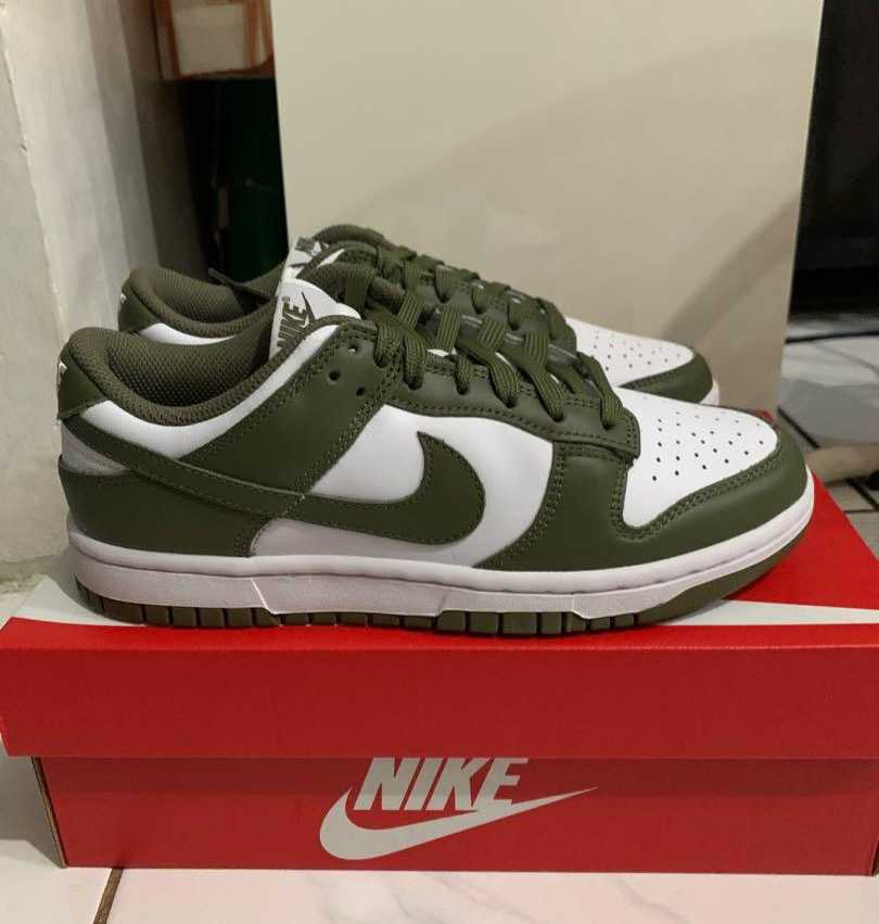 Nike Dunk Low Olive 