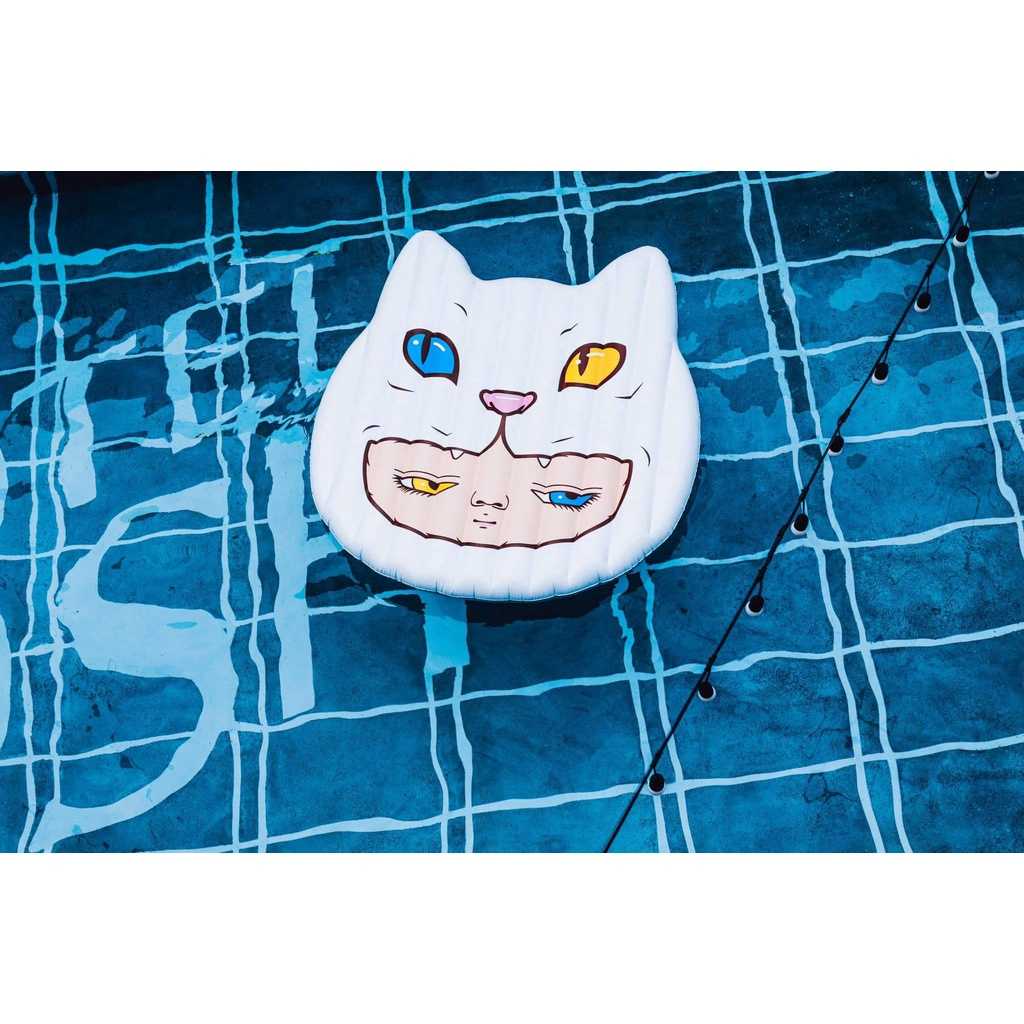Alex face Pool Float Size 185 x 165 cm