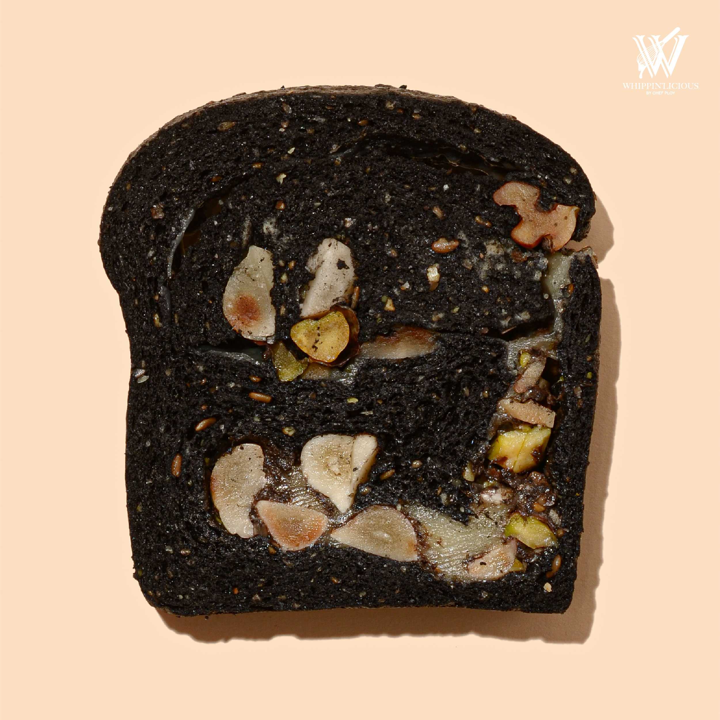 [PRE-ORDER] [KETO] Truffle & Cheese Charcoal Mini Bread Loaf