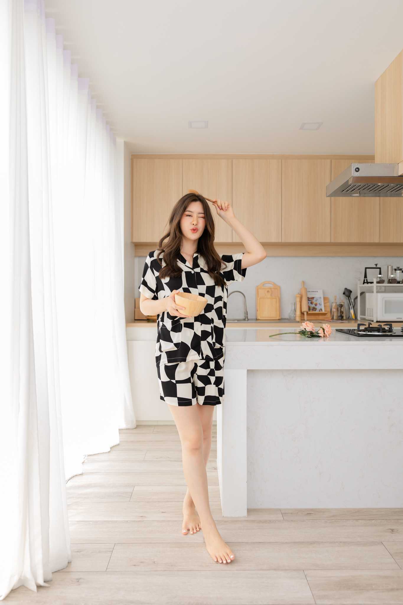 ชุดนอนผ้าเยื่อไผ่ ผ้านุ่ม ใส่สบาย ระบายอากาศ (รุ่น A354 B354)