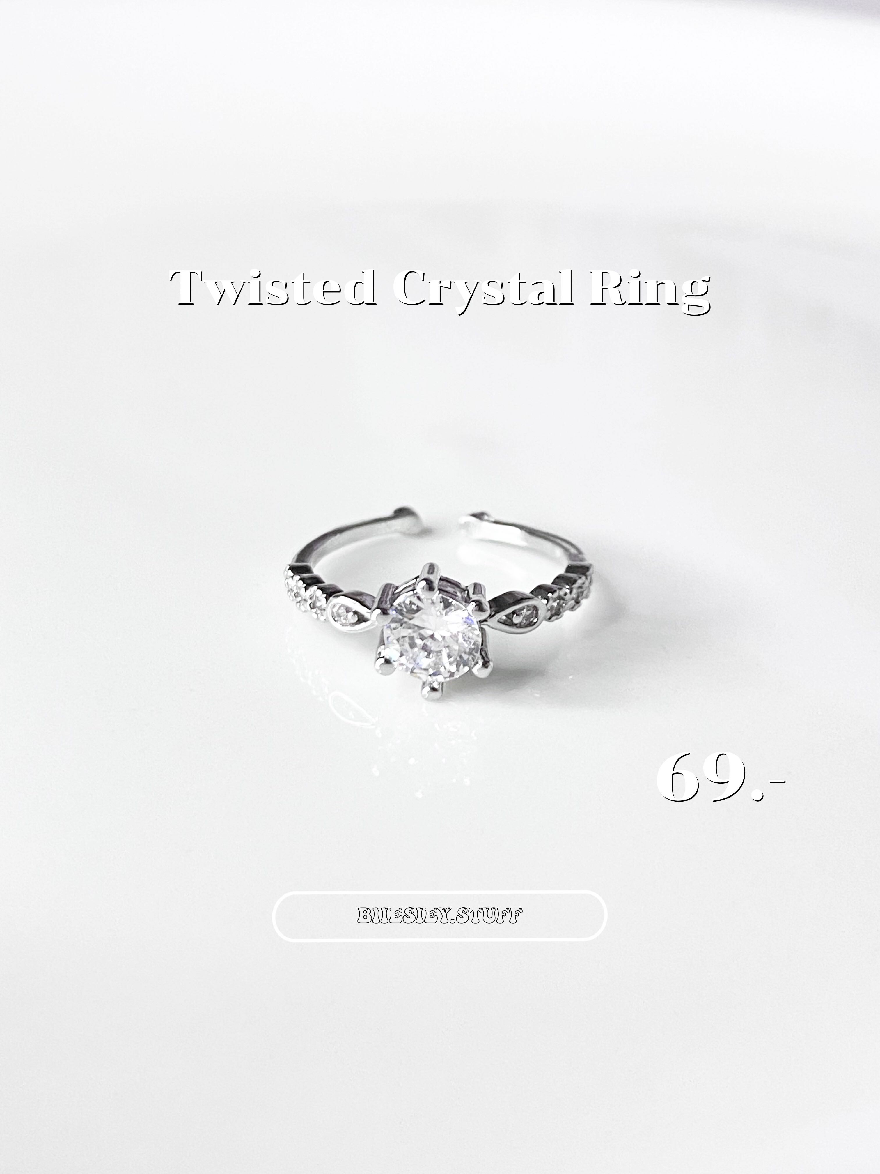 แหวน รุ่น Twisted Crystal