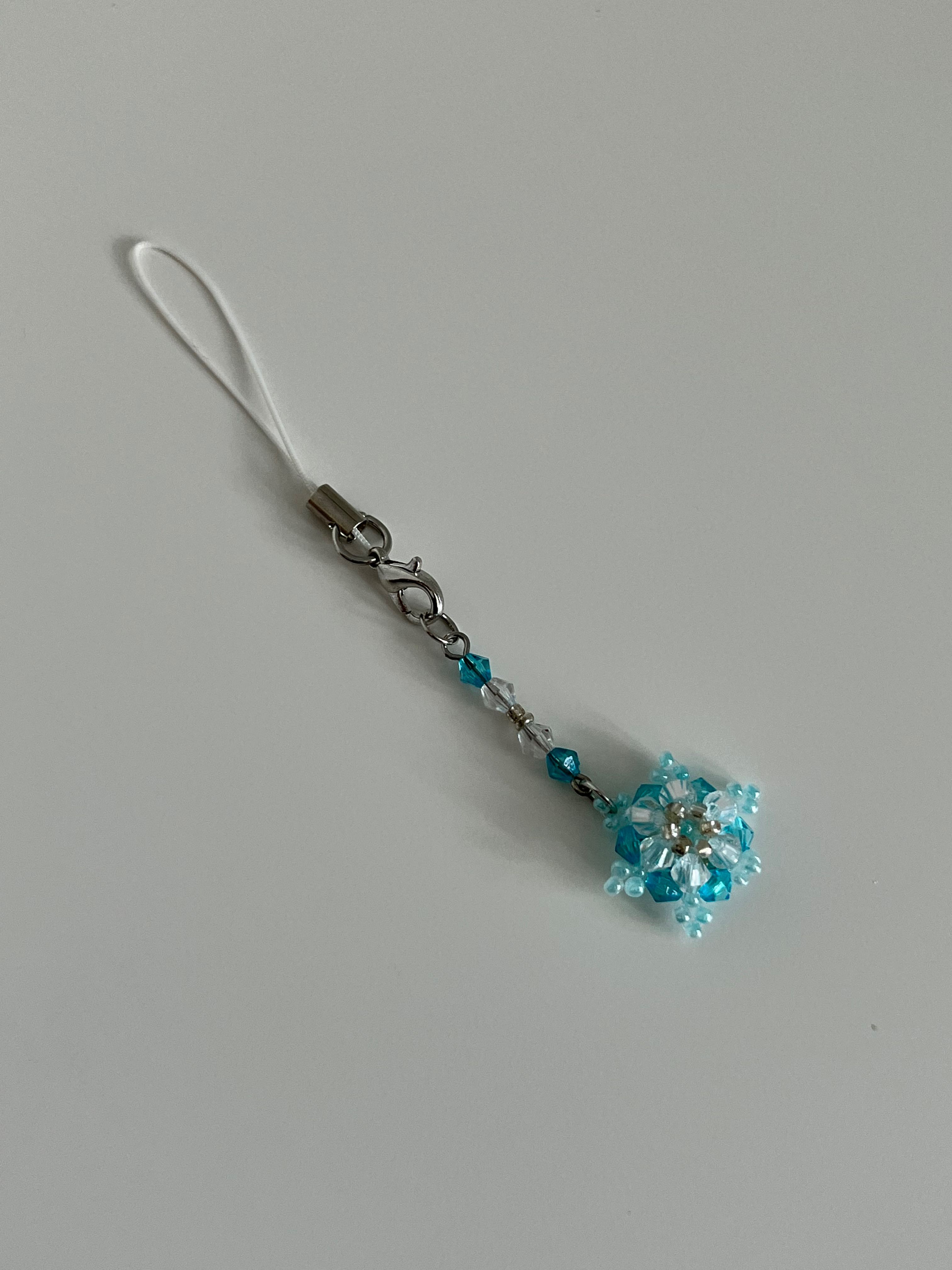 (ondk) Keychain - Snowflake