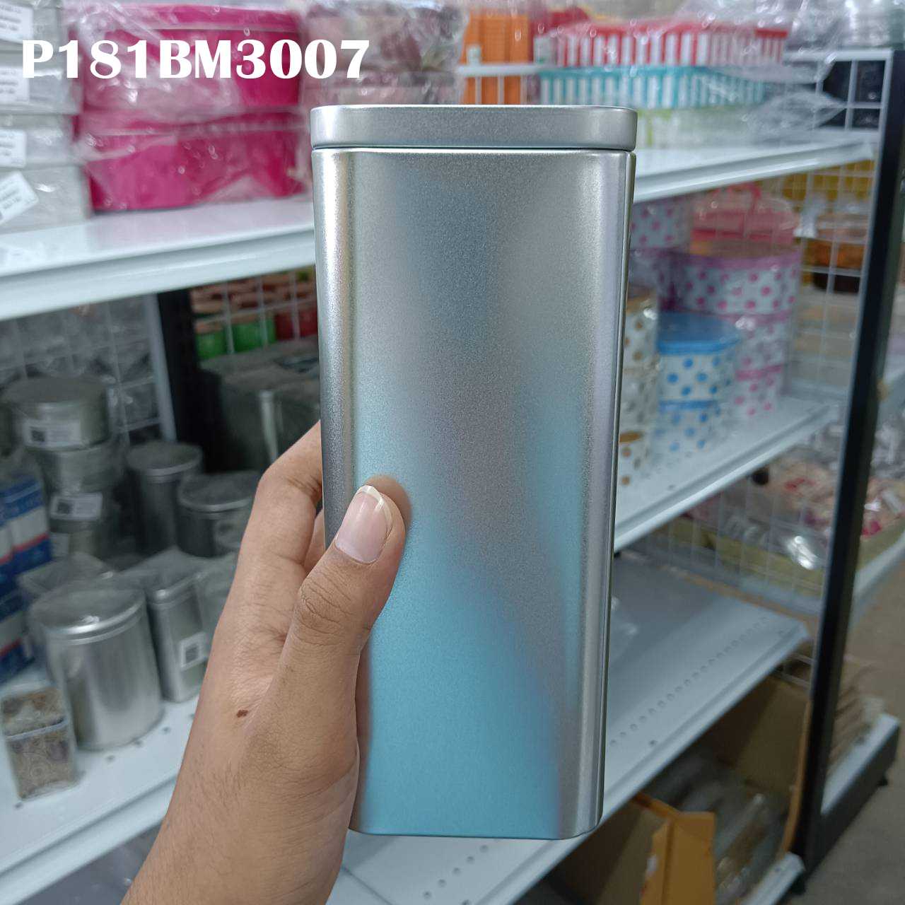 P181BM3007 กระป๋องใบชาสีเงิน เนื้อทราย(ลัง12ใบ)