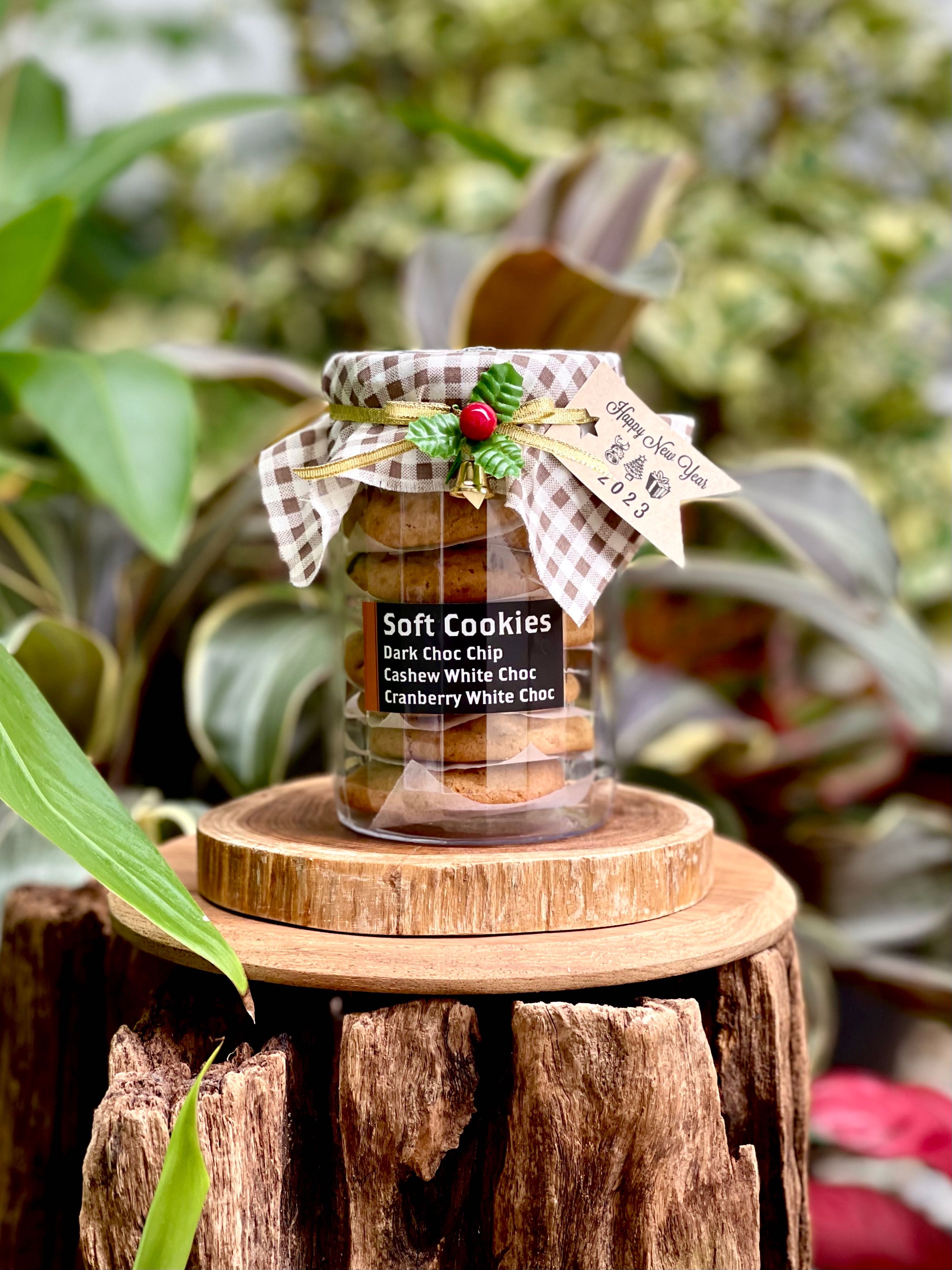 Soft Cookies in Plastic Bottle 