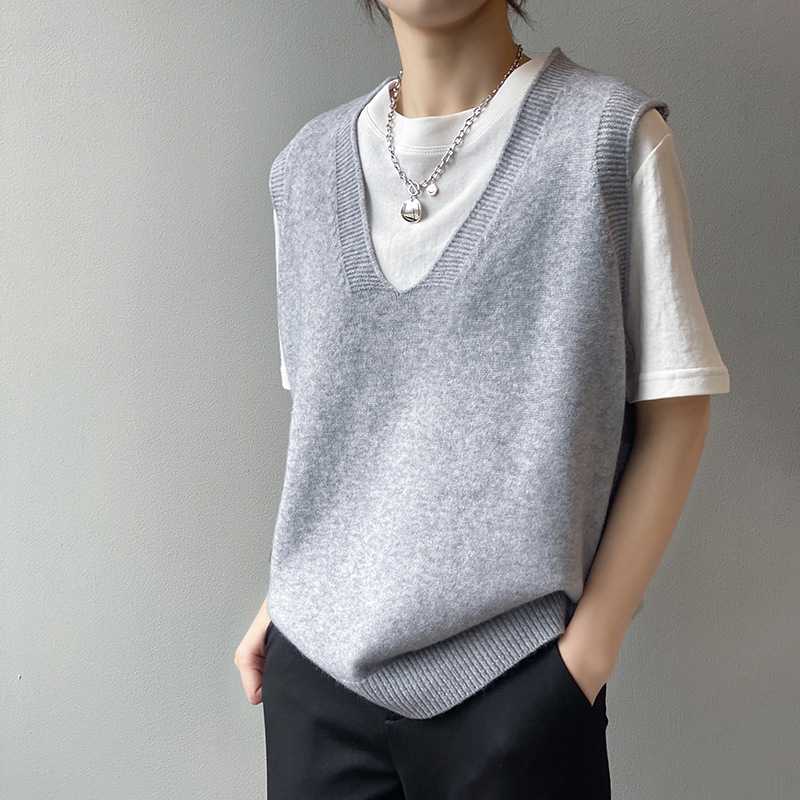 เสื้อกั๊กไหมพรม คอวี สีพื้น (มีหลายสี)รหัส BX045
