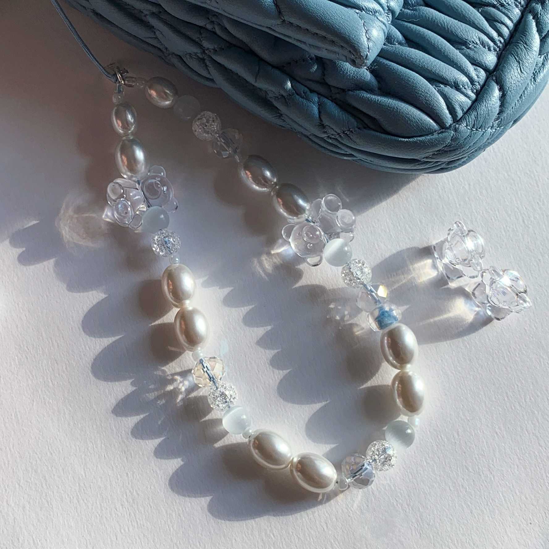 ICY GIANT BEAR PHONE STRAP