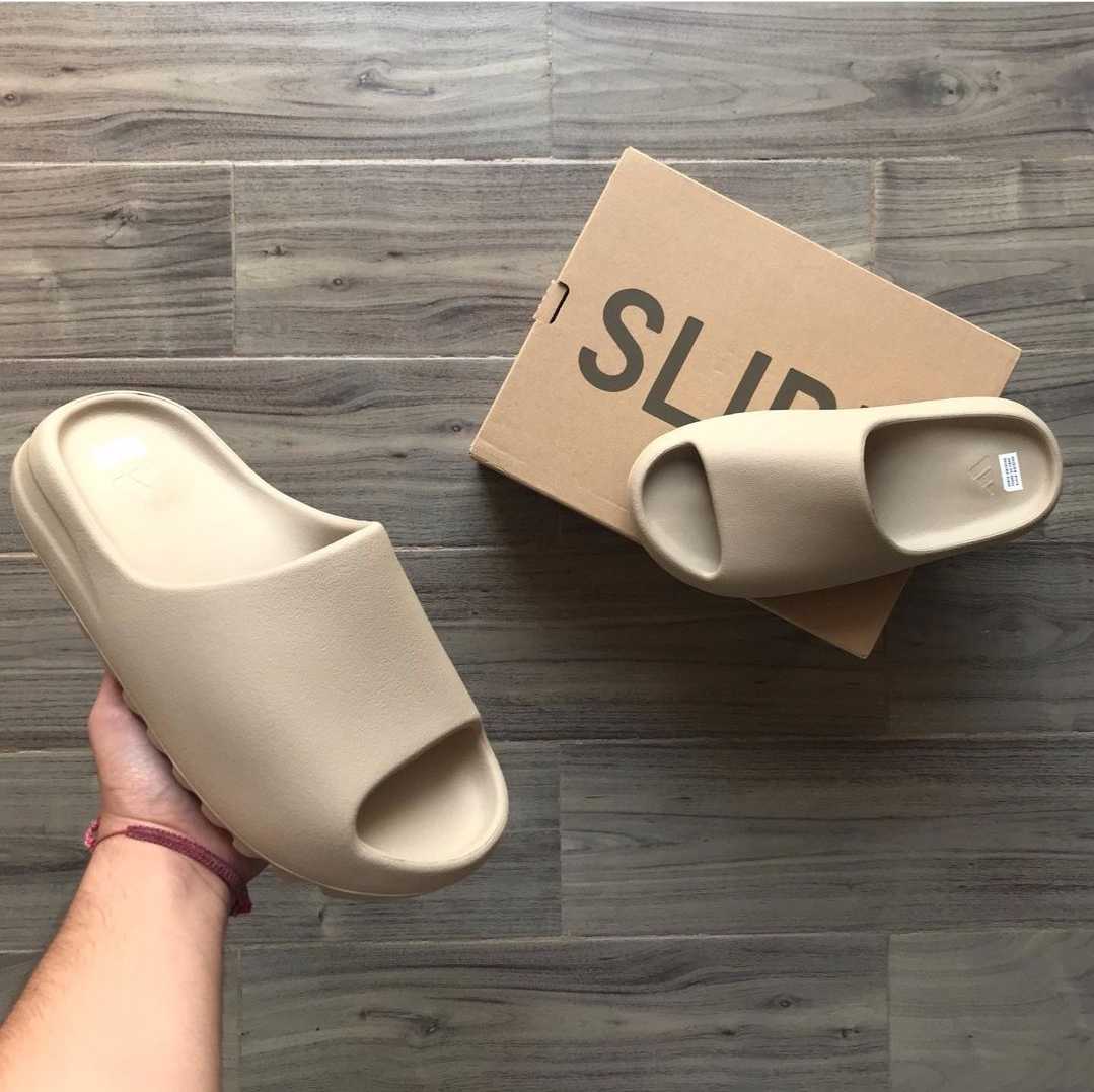 adidas Yeezy Slide pure 