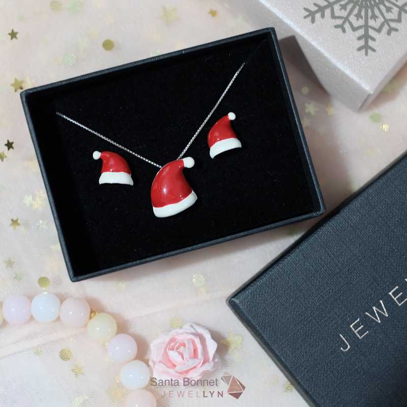 SET Santa Bonnet Pendant and Earrings