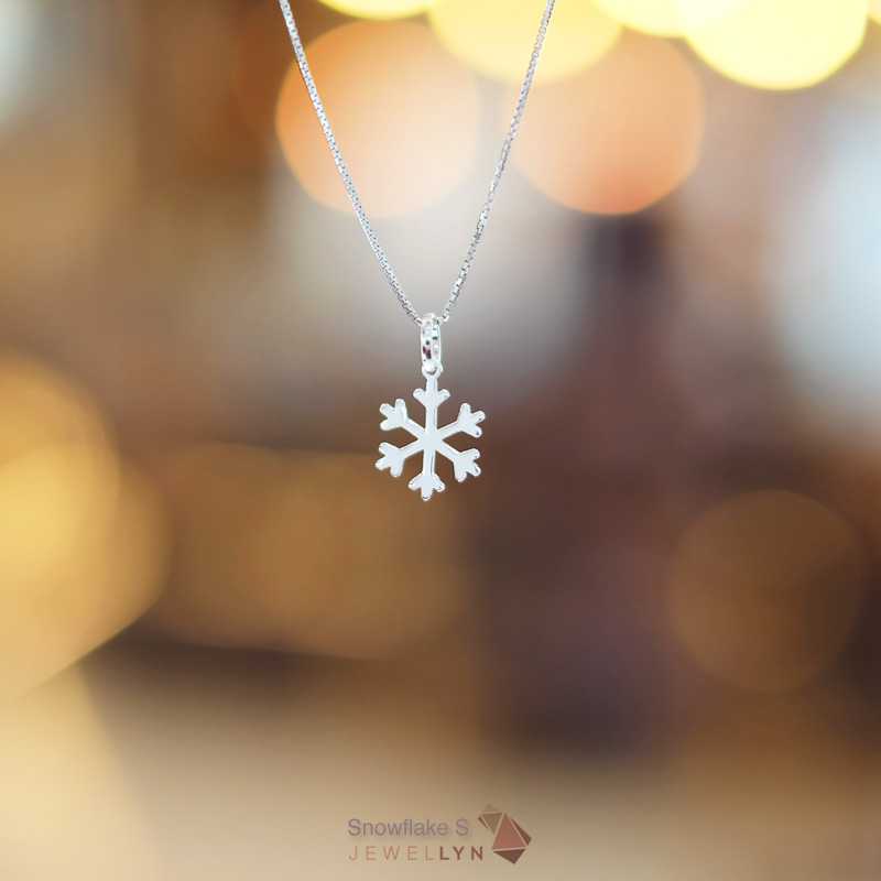 Snowflake Pendant S