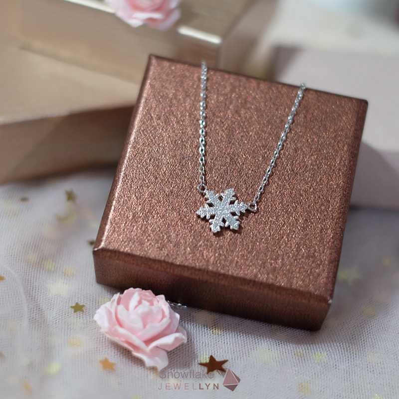 Snowflake Necklace J