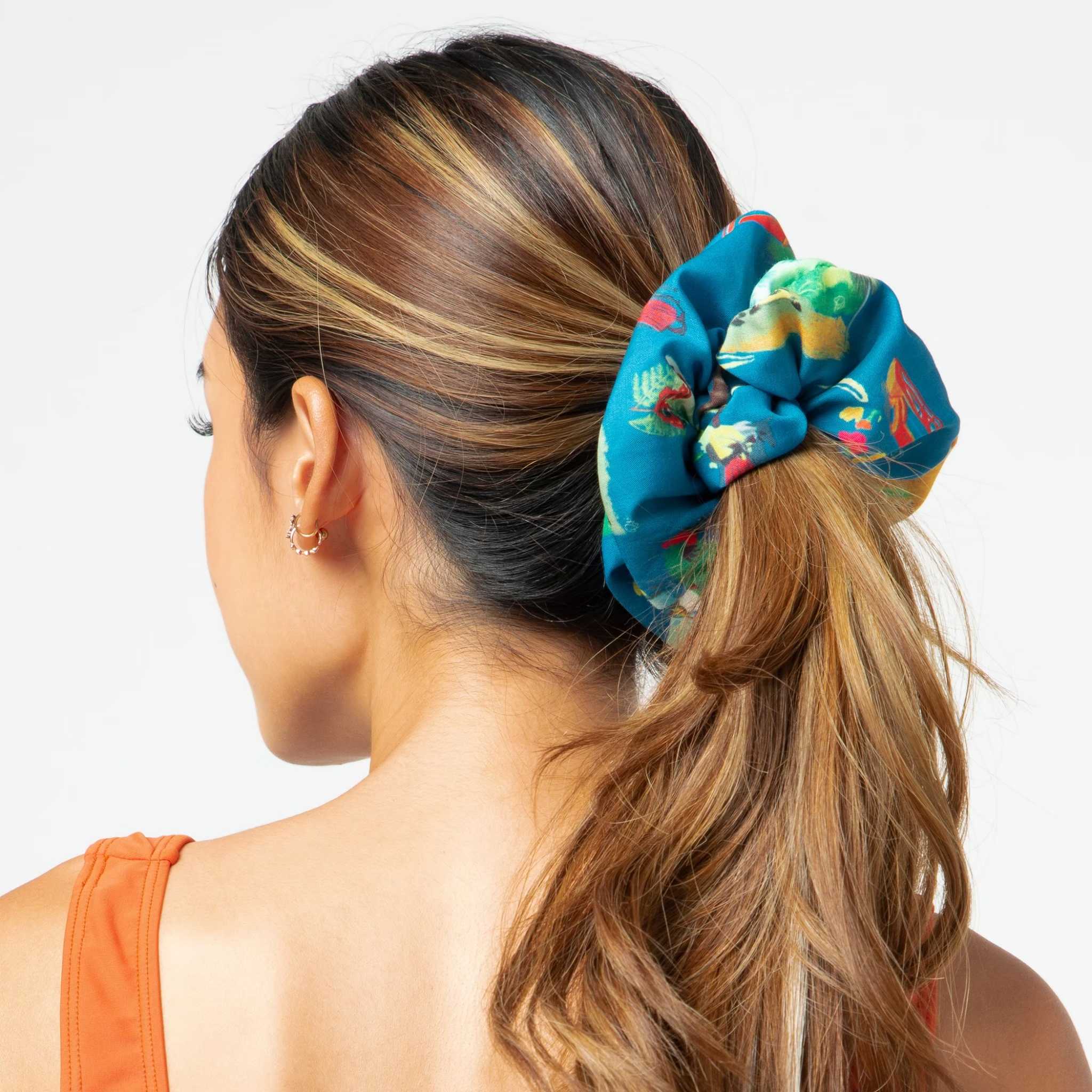 JAMAICA SCRUNCHIE