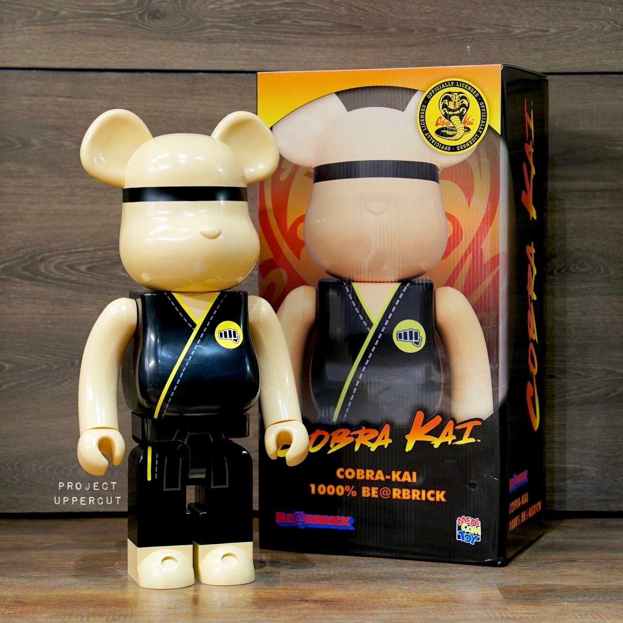 BE@RBRICK 1000% COBRA KAI [New]