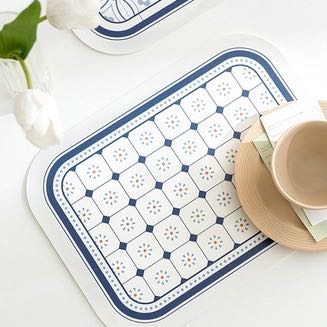 Blue: 𝓑𝑜𝒽𝑒𝓂𝒾𝒶𝓃 𝓢𝓉𝓎𝓁𝑒 𝓟𝓁𝒶𝒸𝑒𝓂𝒶𝓉 ⚜️แผ่นรองจาน โทนสีฟ้า ⚜️