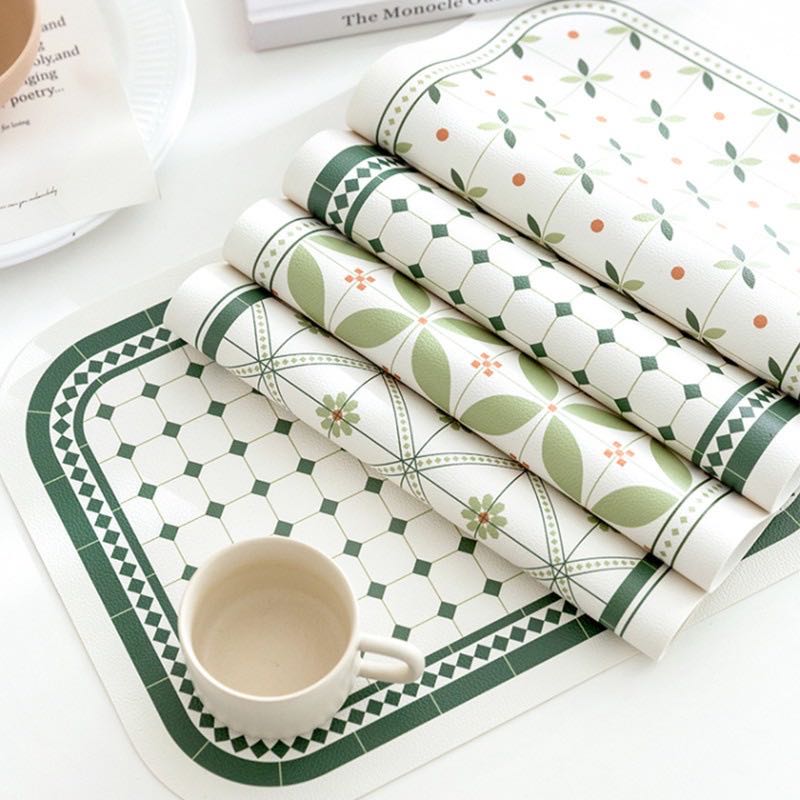 Green : 𝓑𝑜𝒽𝑒𝓂𝒾𝒶𝓃 𝓢𝓉𝓎𝓁𝑒 𝓟𝓁𝒶𝒸𝑒𝓂𝒶𝓉  ⚜️แผ่นรองจาน  โทนสีเขียว 