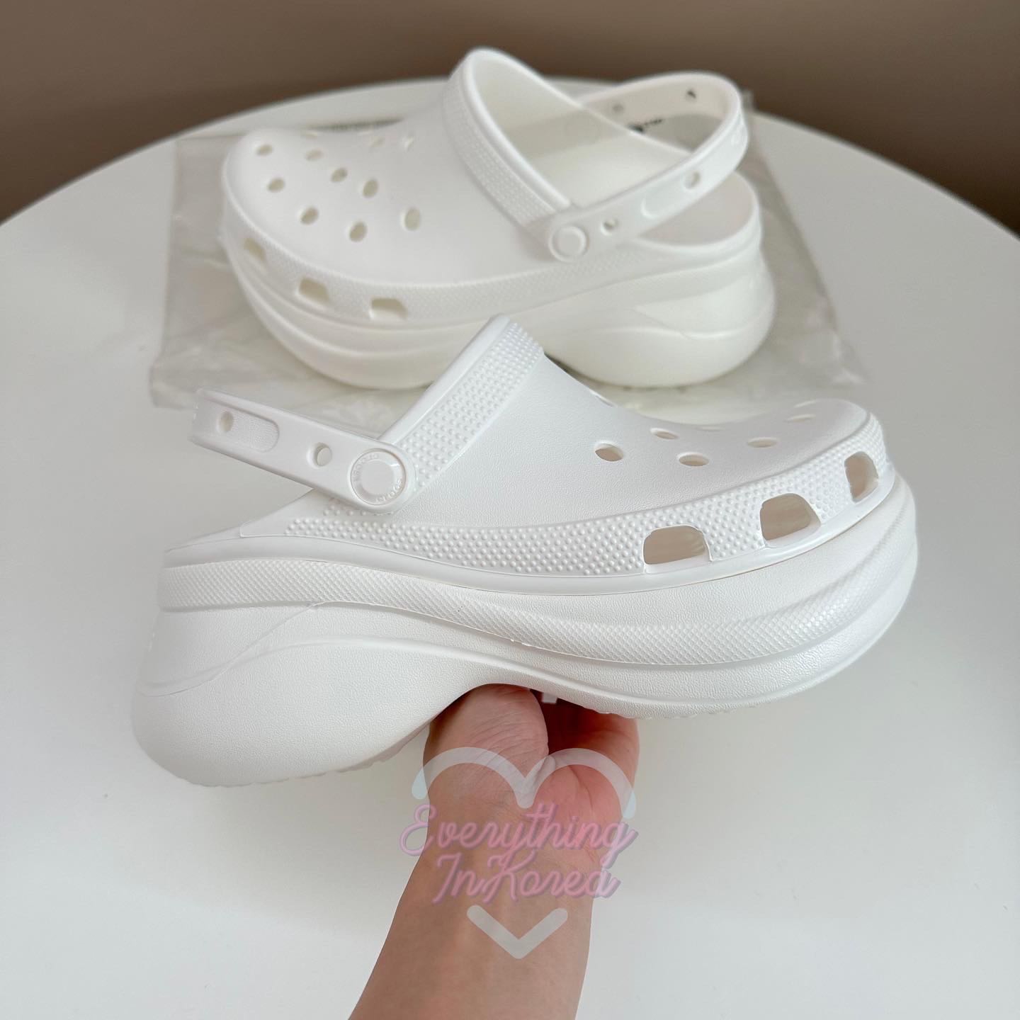 (พร้อมส่ง) Crocs Classic Bae Clog🔥 รุ่นในตำนาน ได้มาไซส์เดียว/สีเดียวค่ะ หมดแล้วอาจหมดเลยนะคะ  ❌
