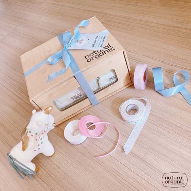 Welcome Baby Gift Box 1 - เซตกล่องของขวัญทิชชูเปียกเนเชอรัลออแกนิก
