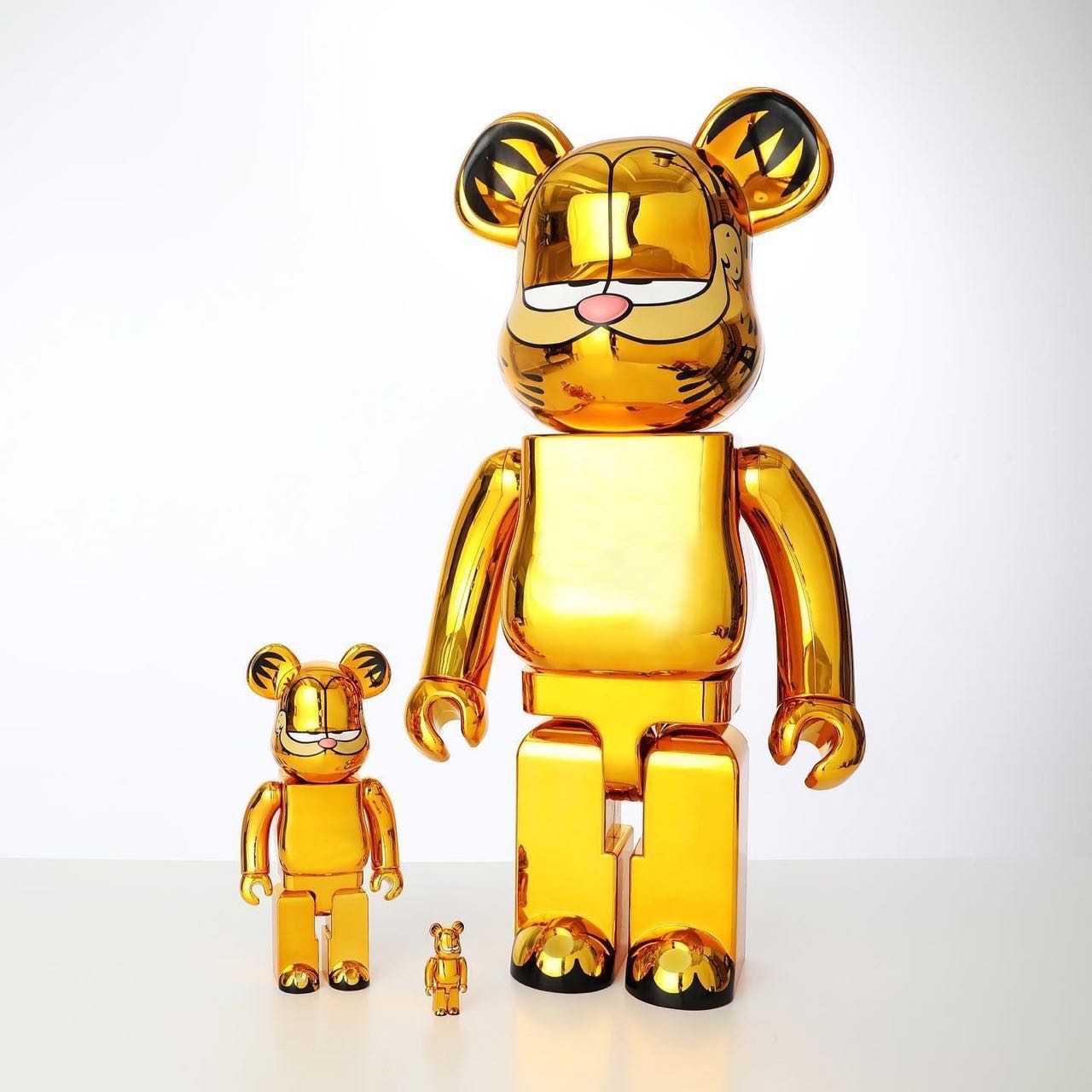 Be@rbrick Garfield Chrome 100%+400% , 1000%