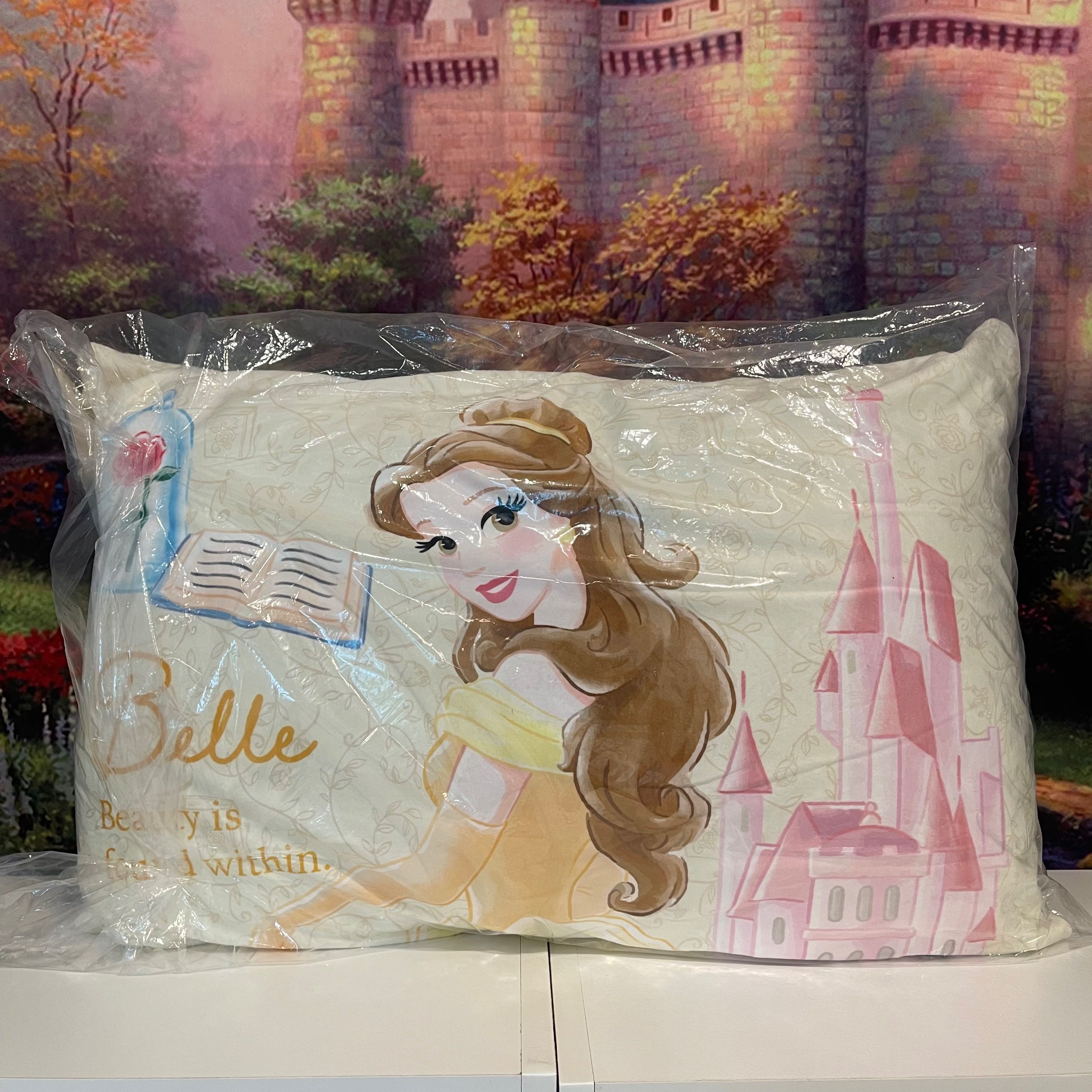 หมอน Belle - Belle Yellow Dress and Pink Castle