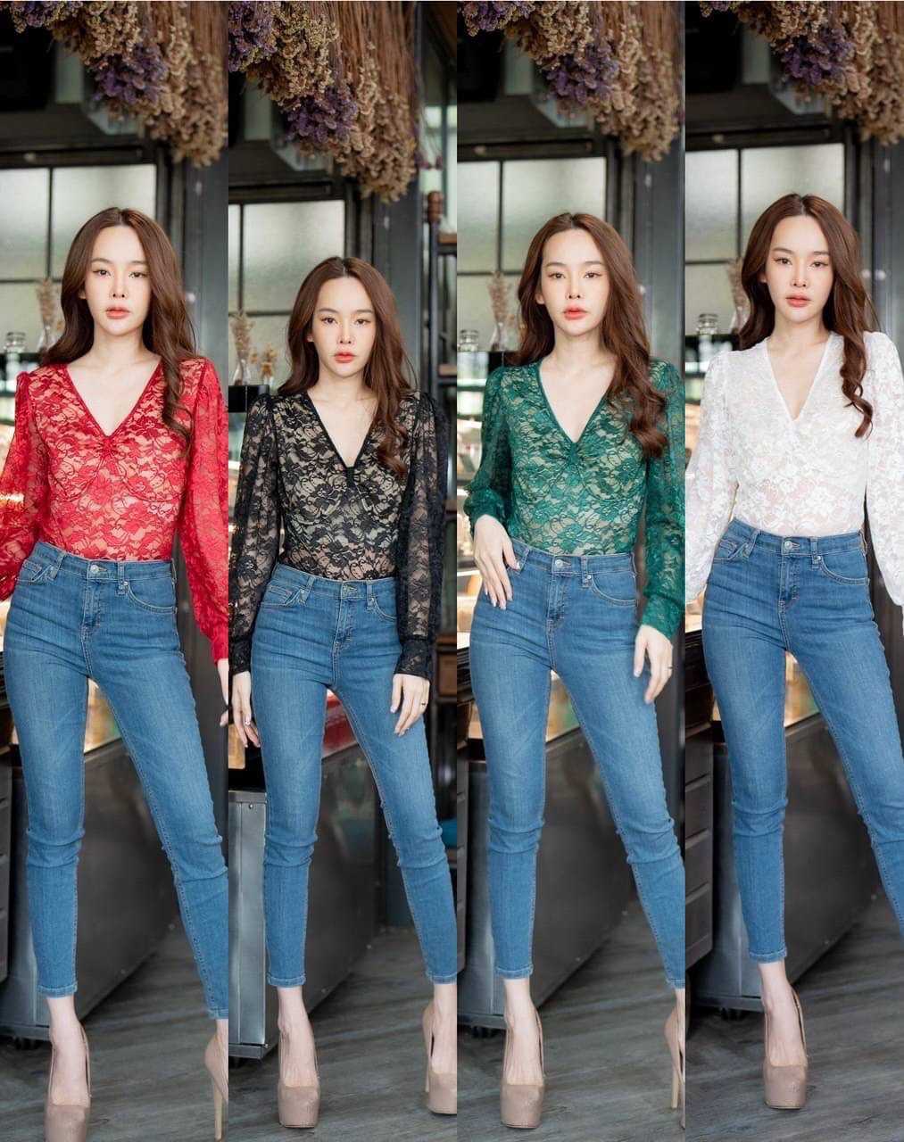 บอดี้สูทผ้าลูกไม้ มีซับตรงบรา  ม45
