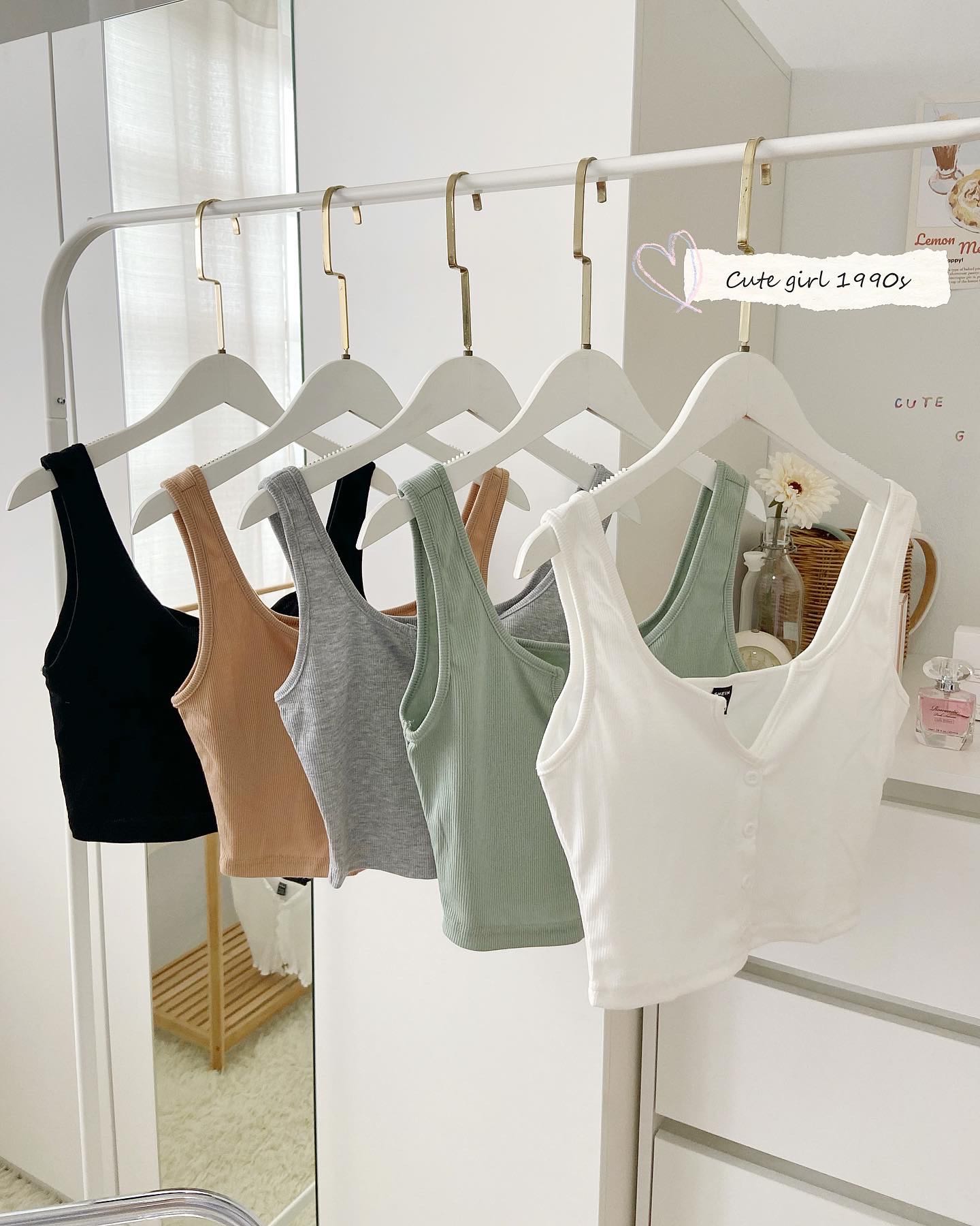  ST393 Tank Top กล้ามครอปกระดุม แขนกุด  🦋