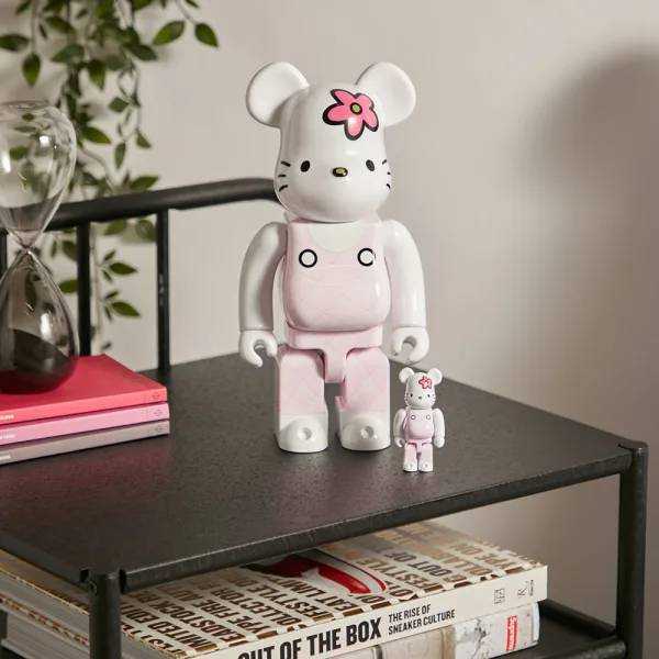Be@rbrick HELLO KITTY GENERATION 90'S 100%+400%