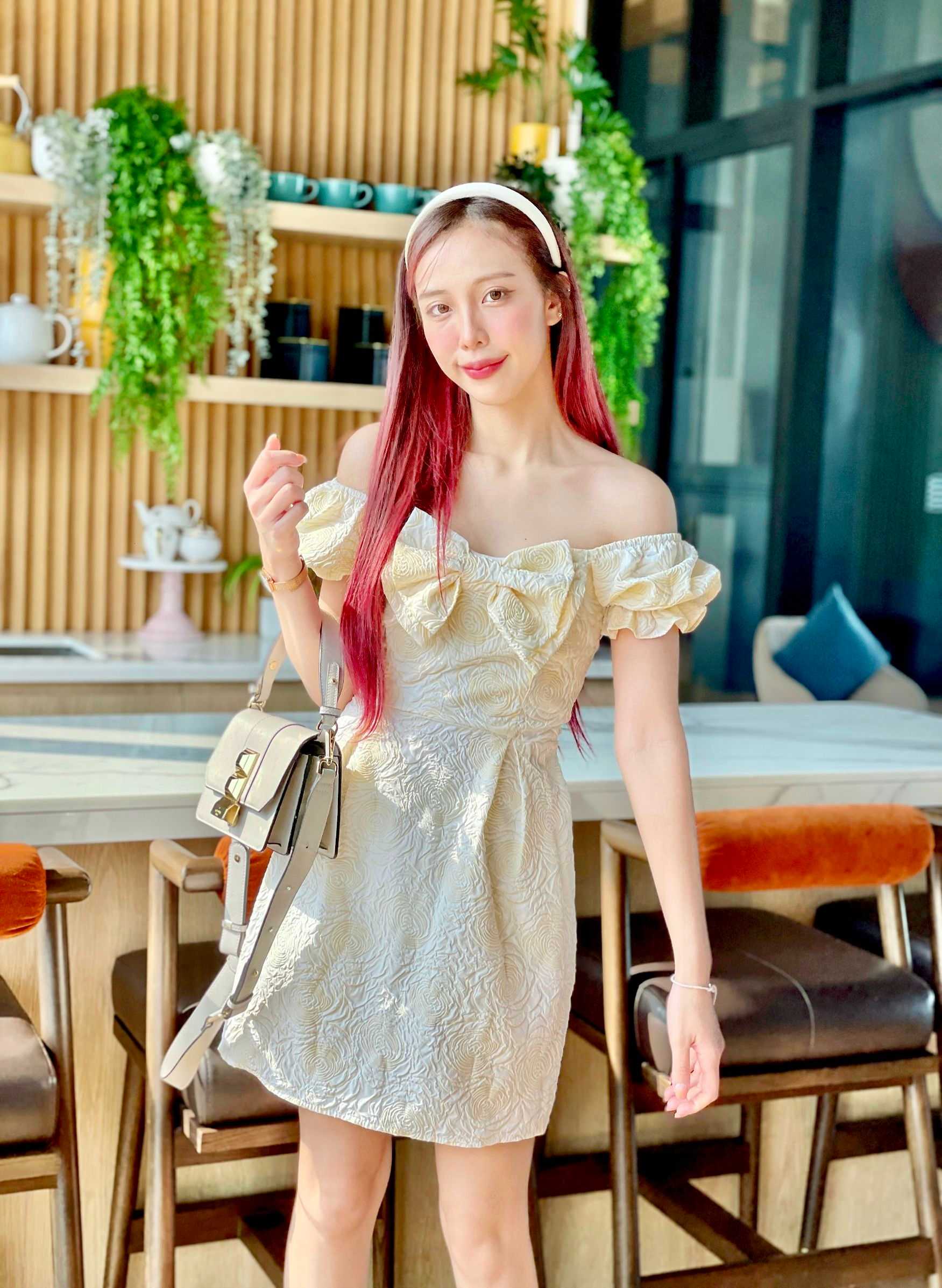 ชุดDress สั้น มาใหม่ค๊า น้อง So cute เวอร์ ดีเทล อกแต่งโบว์