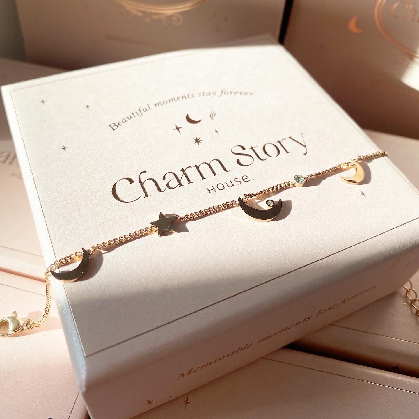 สร้อยข้อมือ Rose gold moon star