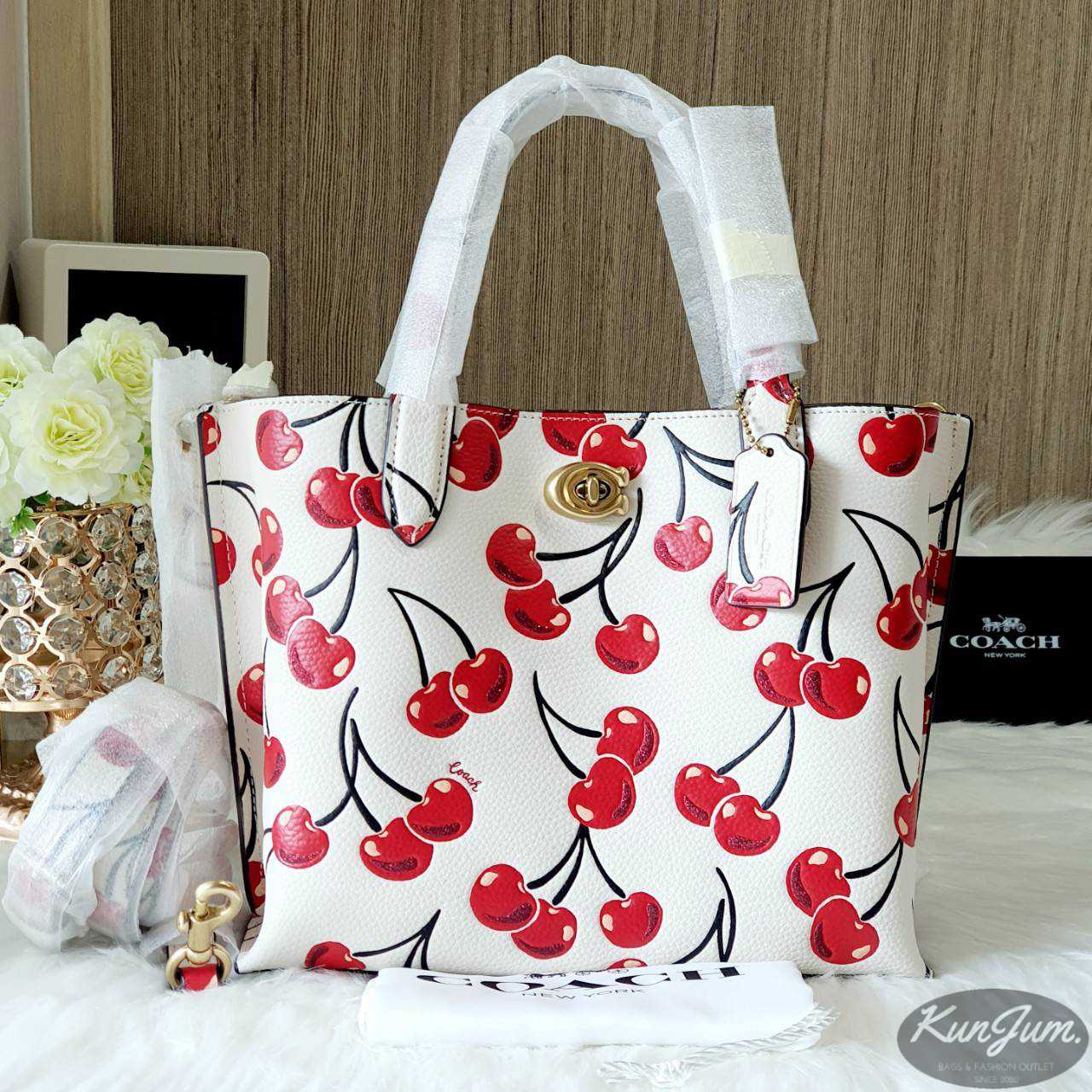 COACH (Style No.CA111)