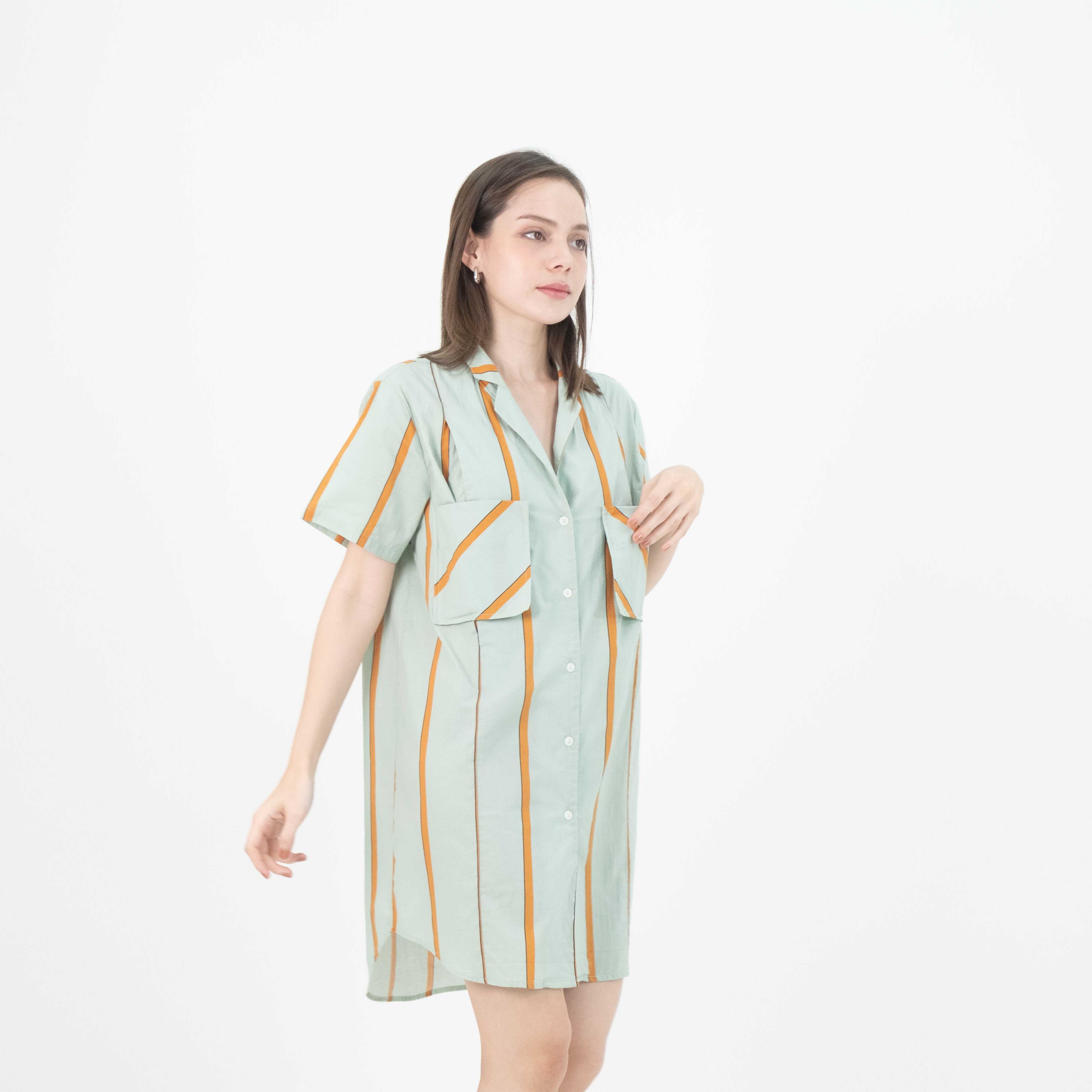 QueenCows ชุดให้นม Peller Dress Shirt (Green)