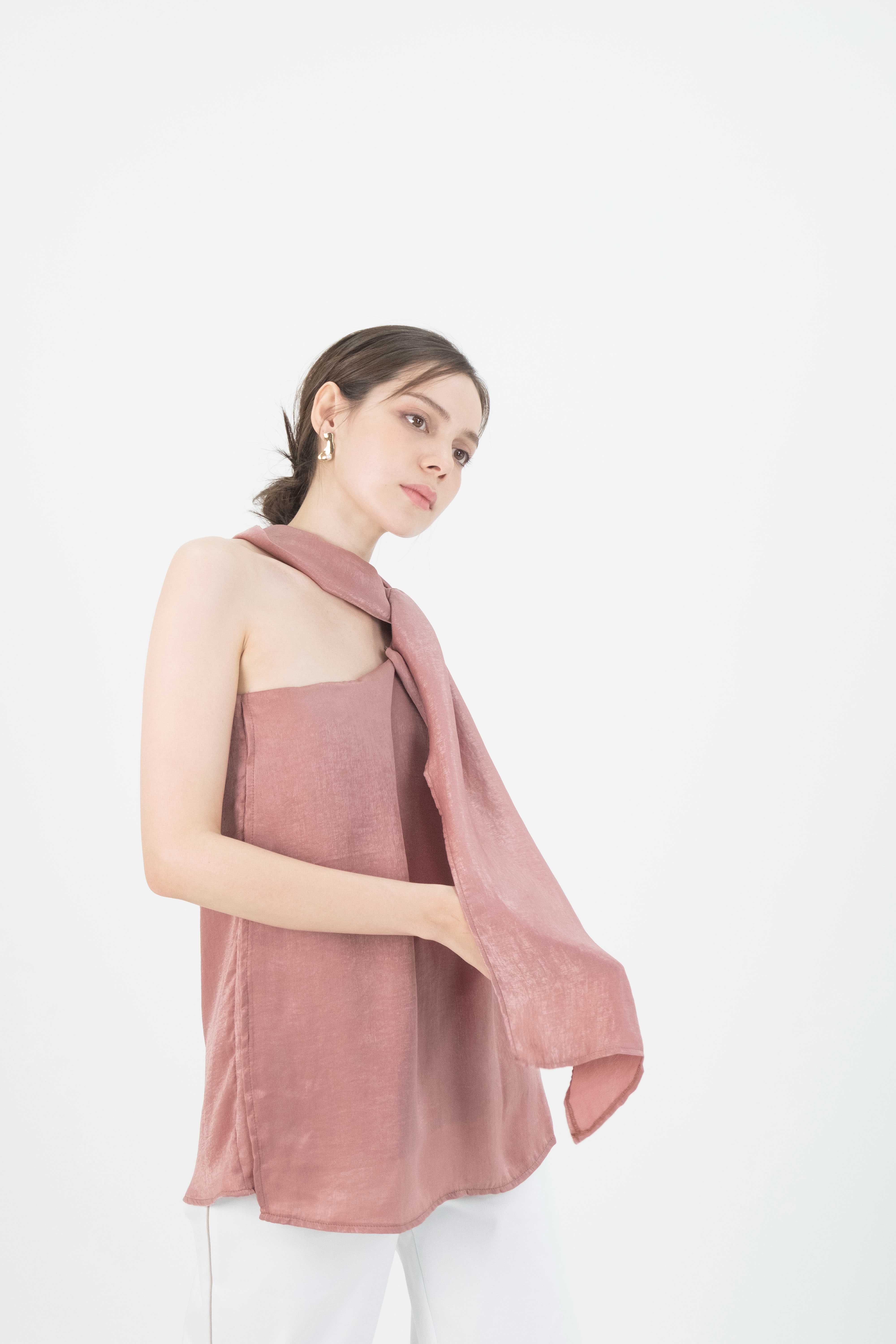 QueenCows เสื้อให้นม Fayre One Shoulder (Coral)