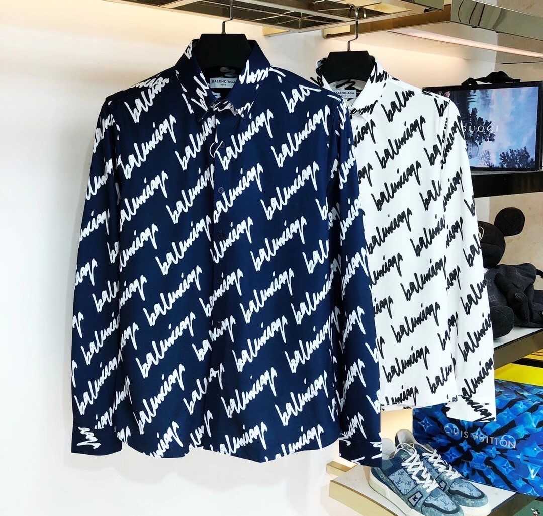 BALENCIAGA SIGNATURE LOGO-PRINT COTTON SHIRT เสื้อเชิ้ตคอปกแขนยาว แบรนด์บาลองเซียก้า
