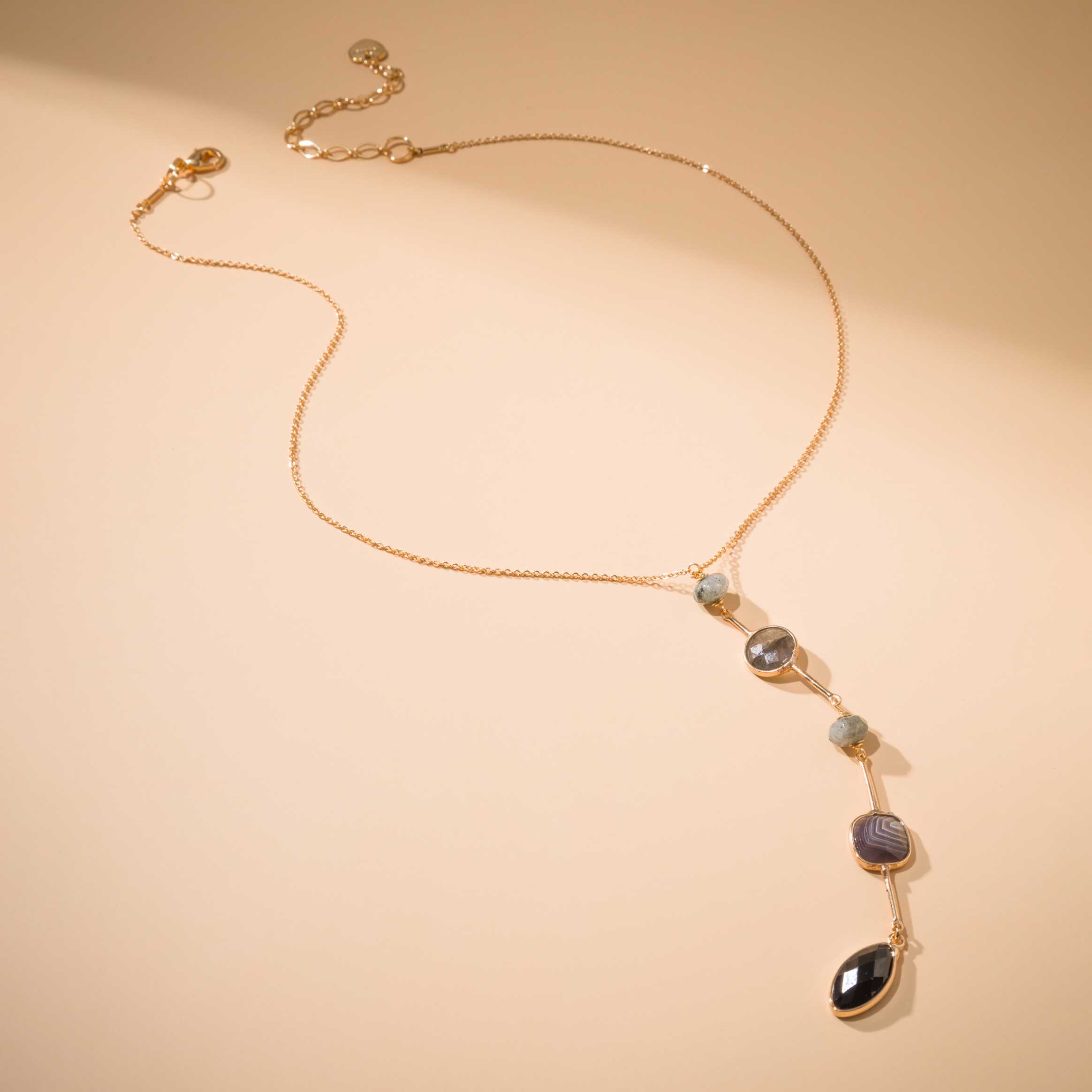 BLACK GEM Y NECKLACE