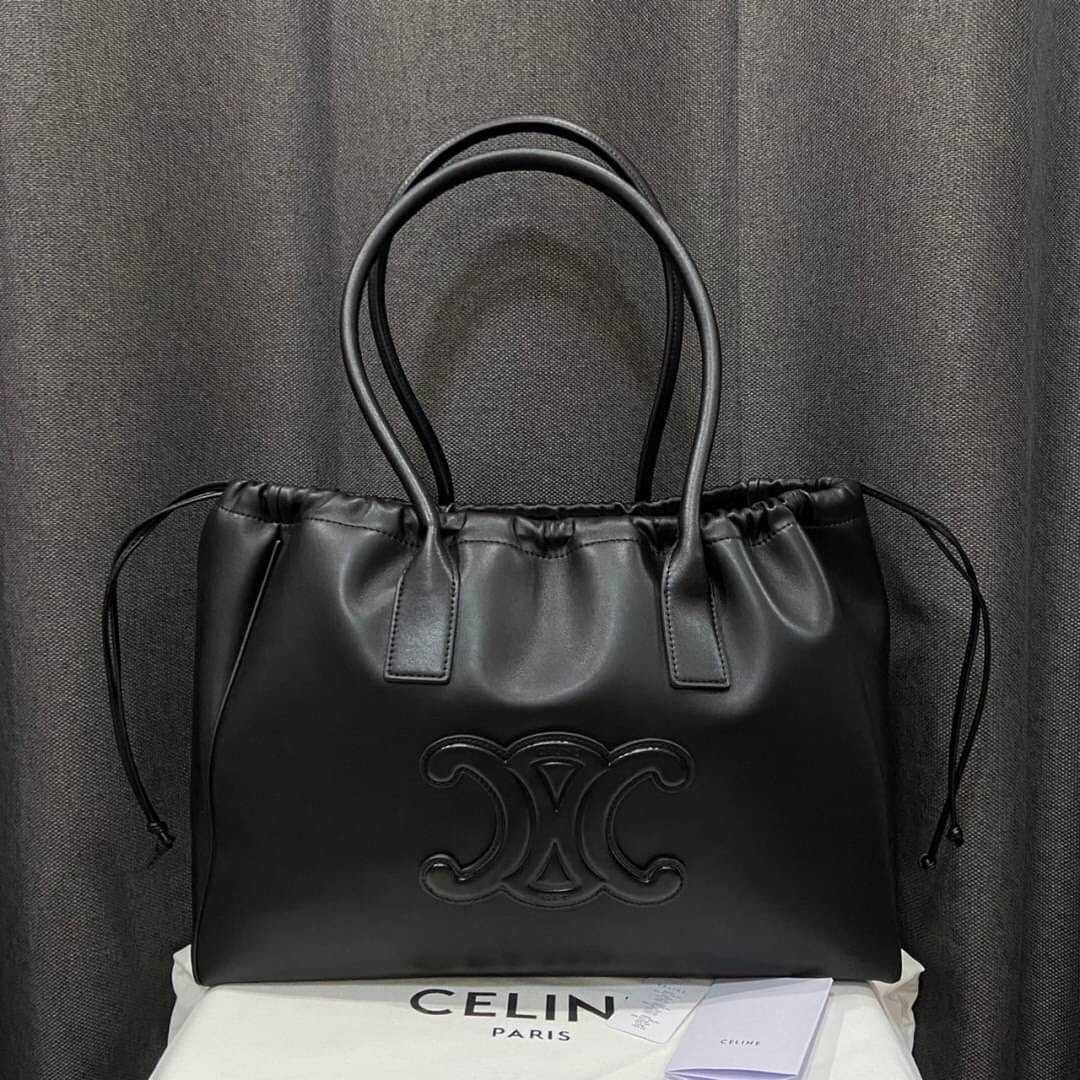 CELINE CABAS DRAWSTRING CUIR TRIOMPHE IN SMOOTH CALFSKIN กระเป๋าถือ สะพายไหล่ โท้ท ซีลีน