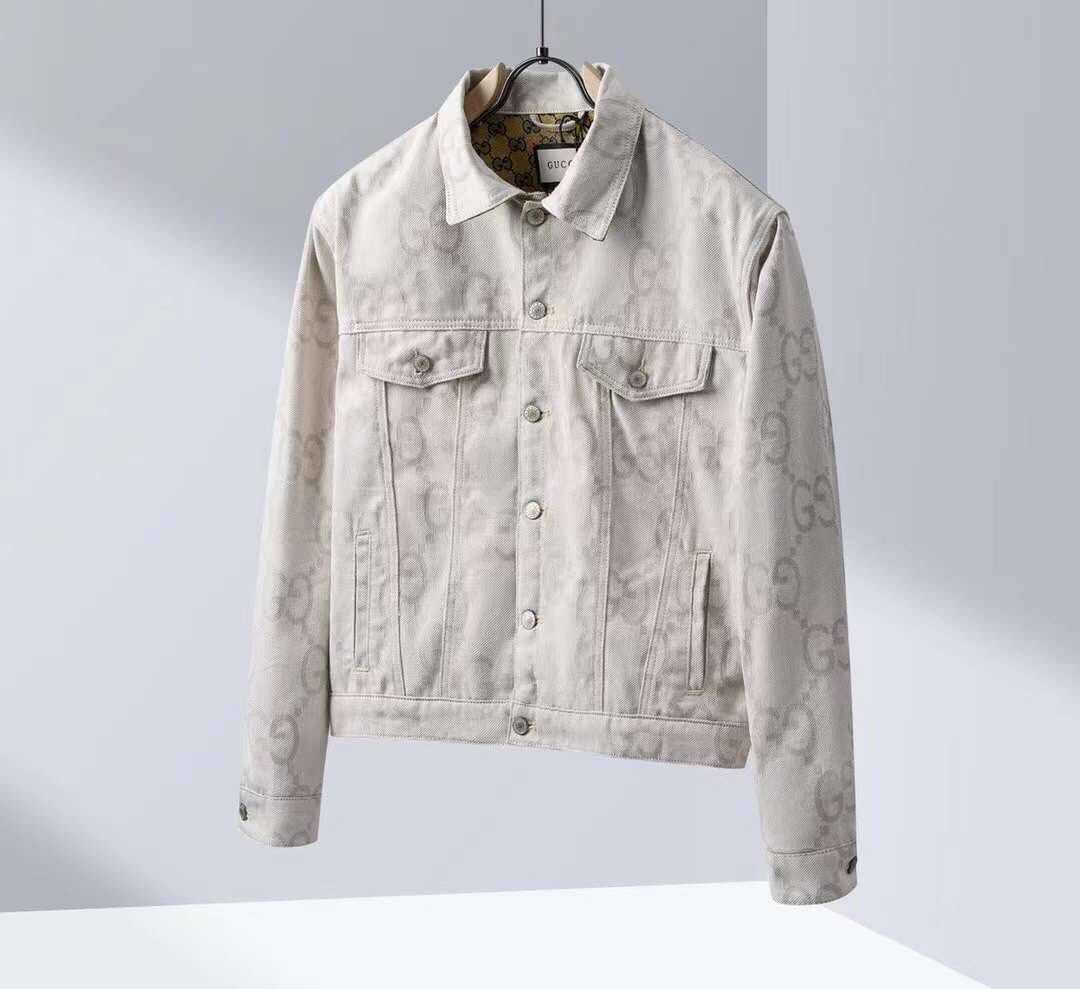 GUCCI MAXI GG DENIM JACKET เสื้อแจ็คเก็ตกุชชี่ ผ้ายีนส์ ตัวหนังสือ GG supreme