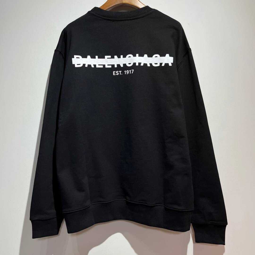 BALENCIAGA EST.1917 PRINT SWEATER เสื้อกันหนาวคอกลมแขนยาว แบรนด์บาลองเซียก้า