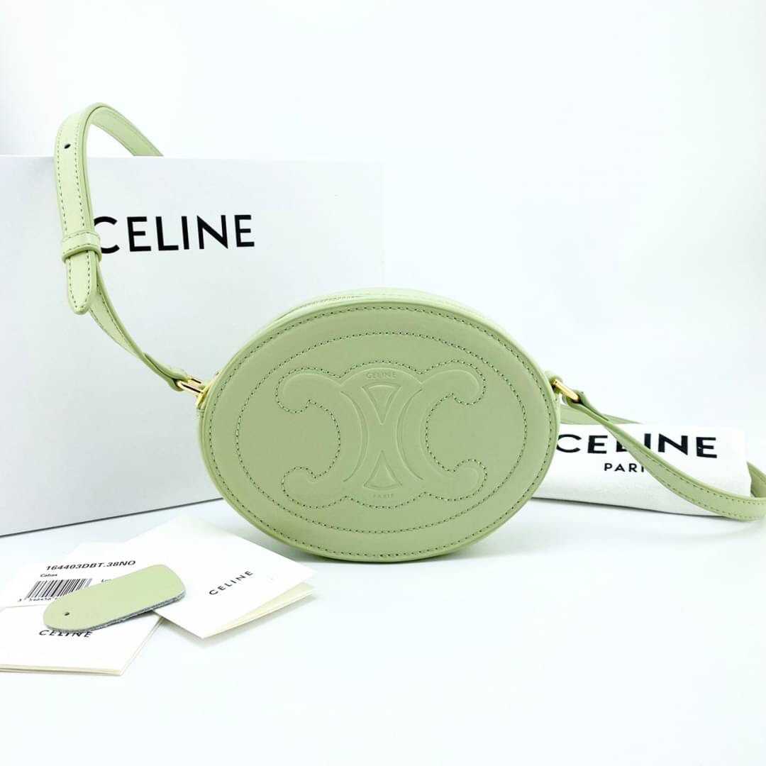 CELINE OVAL PURSE TRIOMPHE EMBOSSED IN SMOOTH LEATHER CROSSBODY BAG กระเป๋าสะพายข้างครอสบอดี้ ซีลีน