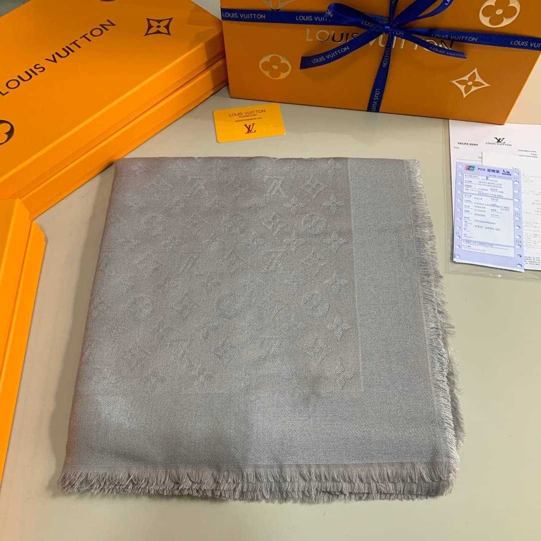 LOUIS VUITTON SILK LUREX WOOL MONOGRAM SHINE SHAWL ผ้าพันคอคลุมไหล่ แบรนด์เนมหลุยส์วิตตอง