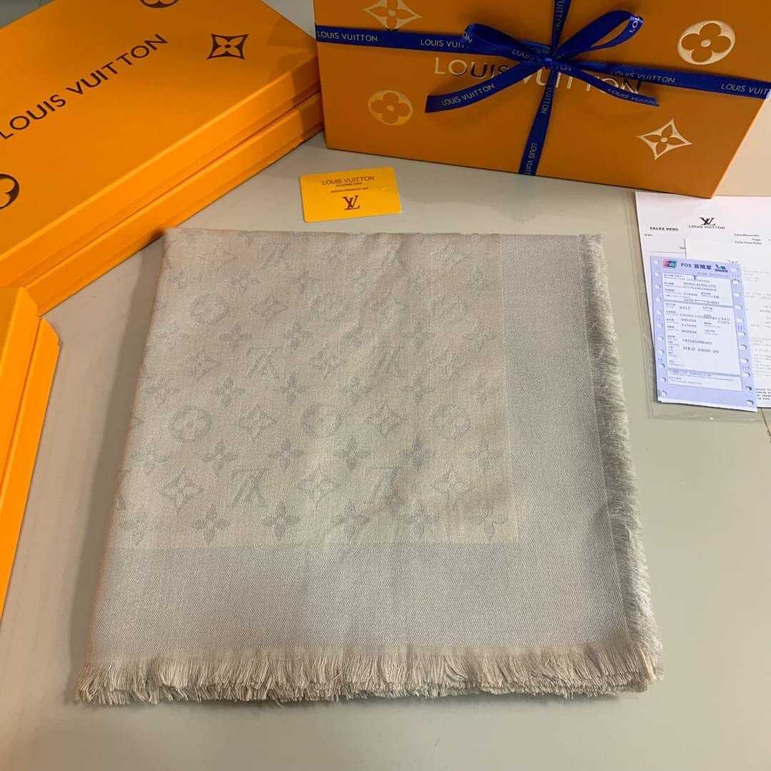 LOUIS VUITTON SILK LUREX WOOL MONOGRAM SHINE SHAWL ผ้าพันคอคลุมไหล่ แบรนด์เนมหลุยส์วิตตอง