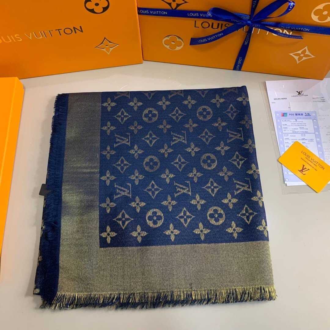 LOUIS VUITTON SILK LUREX WOOL MONOGRAM SHINE SHAWL ผ้าพันคอคลุมไหล่ แบรนด์เนมหลุยส์วิตตอง