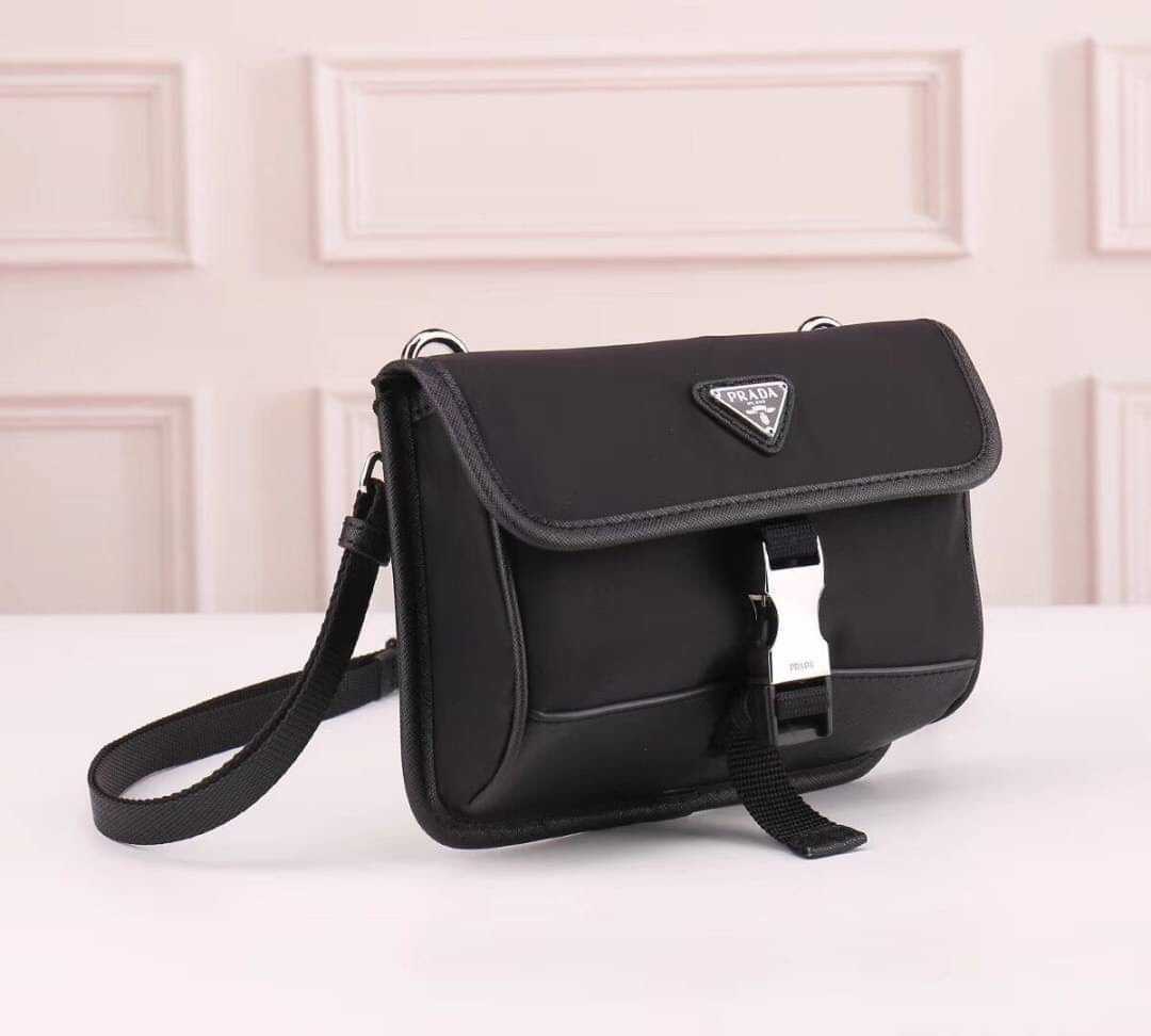 PRADA BORSE A SPELLA NYLON BAG IN BLACK กระเป๋าสะพายข้างปราด้า สีดำ ไนล่อน