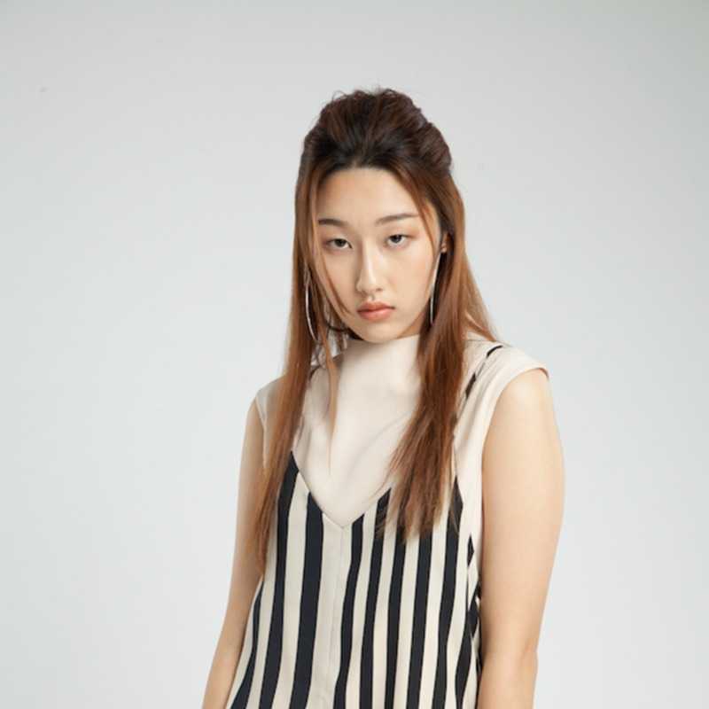 QueenCows เสื้อให้นม Jalyn Striped Camisole Top (Creamy)