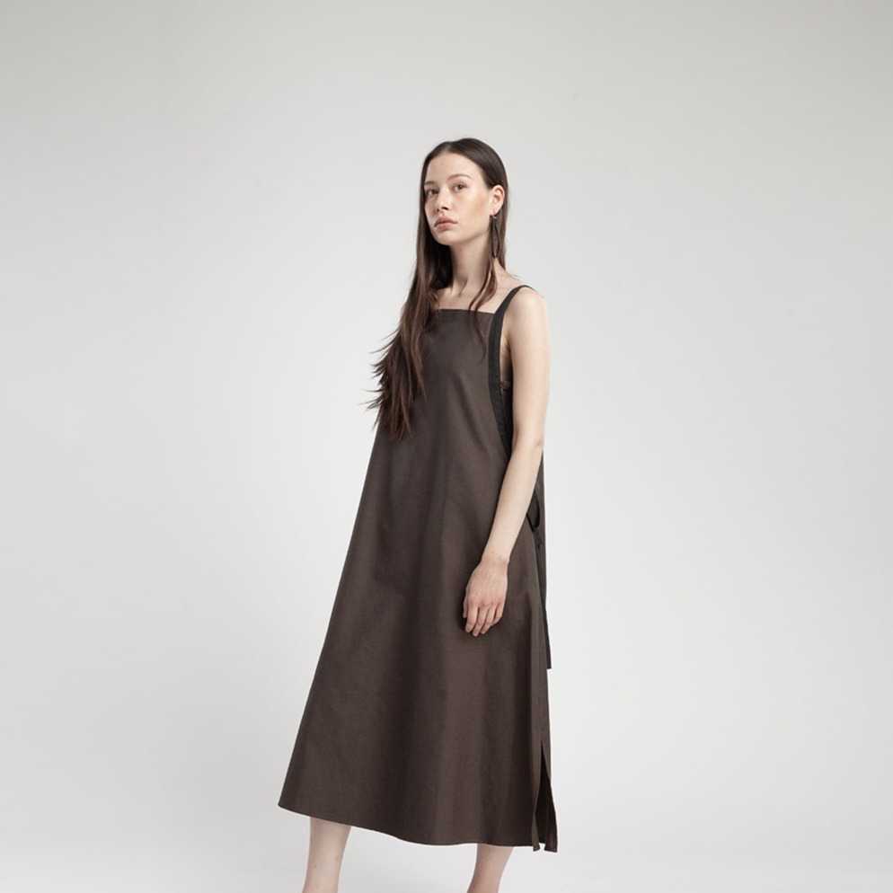 QueenCows ชุดให้นม Poco Maxi Dress (Dark Brown)