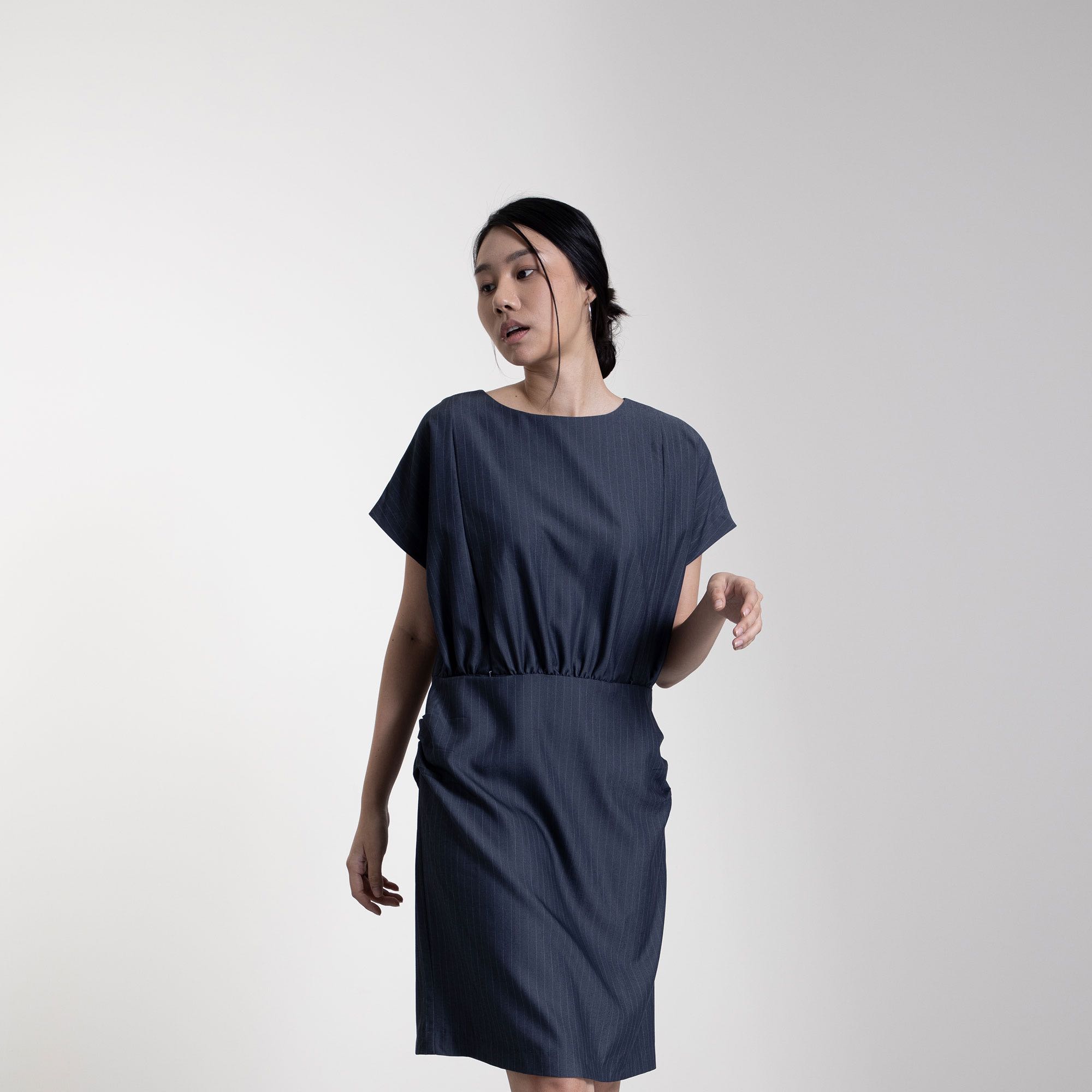 QueenCows ชุดให้นม Jolie Striped Dress (Navy)