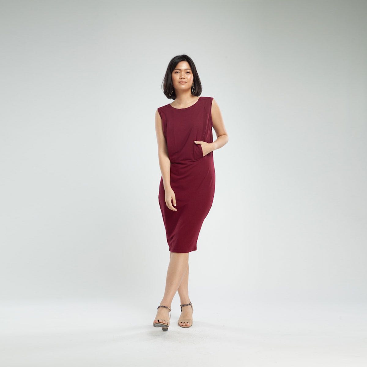 QueenCows ชุดให้นม Trixie Neck Dress (Red)