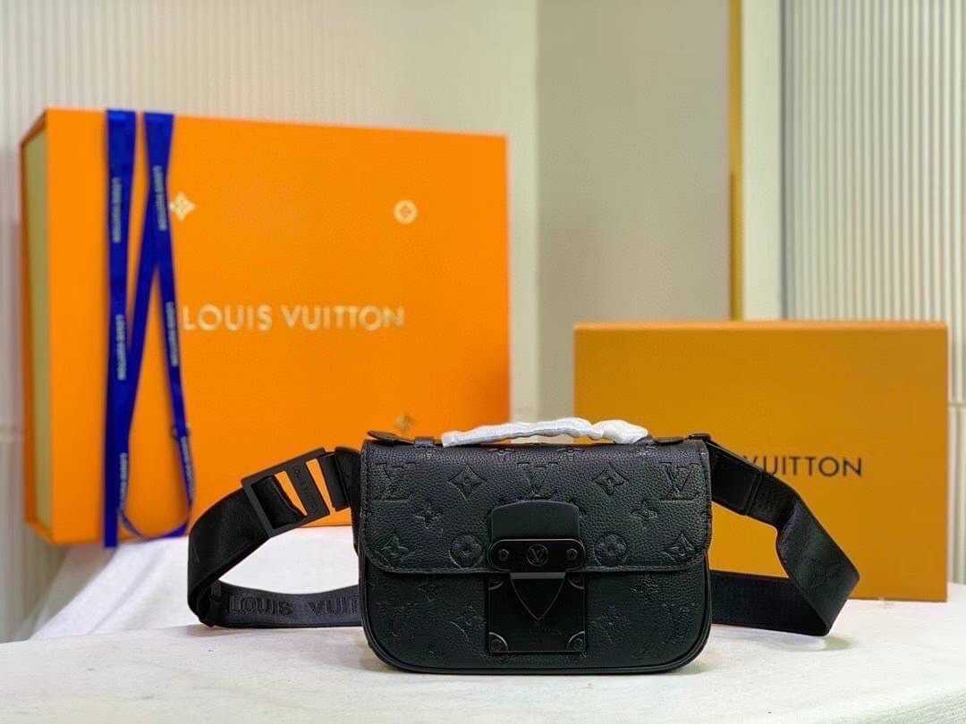 LOUIS VUITTON S LOCK SLING BAG TAURILLON MONOGRAM IN BLACK กระเป๋าคาดอก แบรนด์หลุยส์วิตตอง