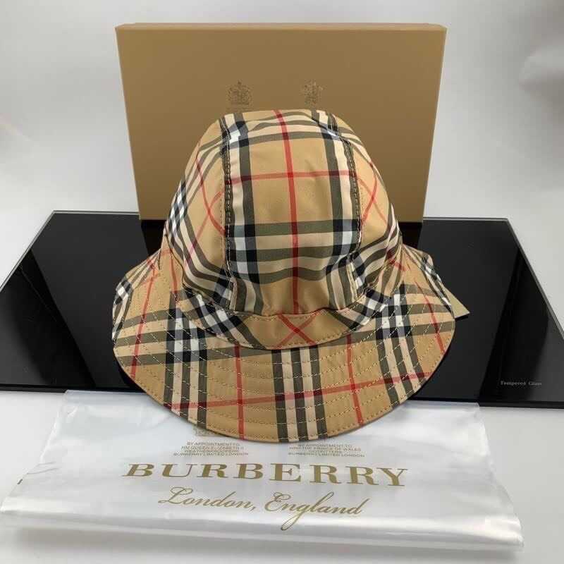 BURBERRY MULTICOLOURED VINTAGE CHECK COTTON BUCKET HAT หมวกบักเก็ต แบรนด์เบอเบอรี่