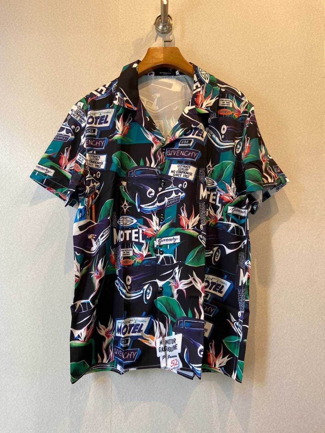 GIVENCHY MOTEL PRINT MULTICOLOR SILK SHORT-SLEEVE SHIRT เสื้อเชิ้ตคอปกแขนสั้น แบรนด์จิวองชี่