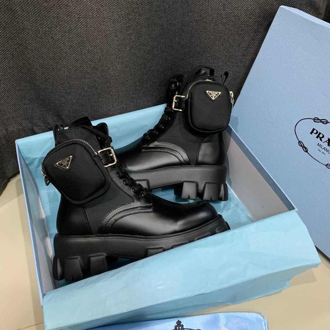PRADA MONOLITH COMBAT BOOTS รองเท้าคอมแบท รองเท้าบูท แบรนด์ปราด้า สีดำ หนังแท้ ข้อสูง